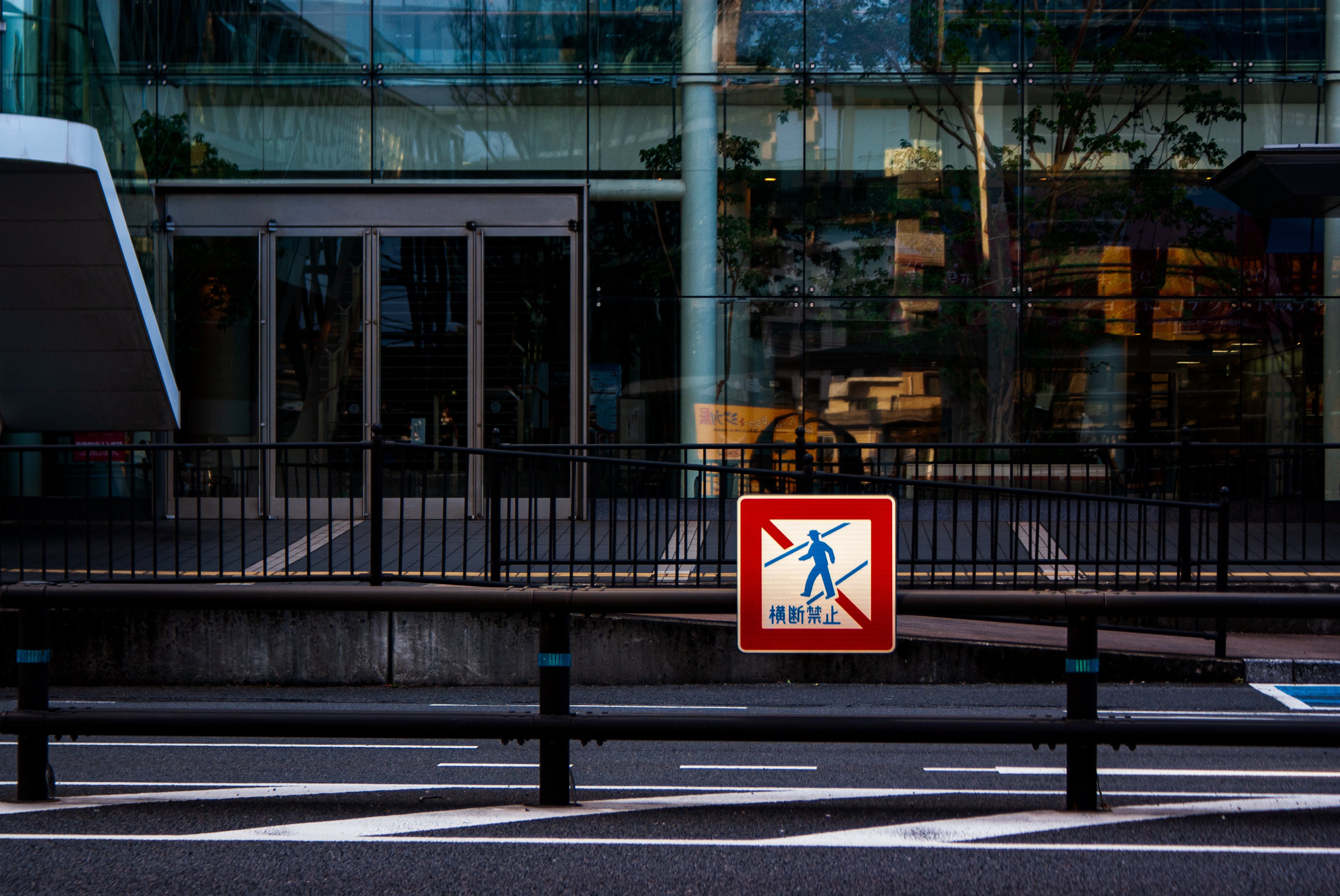 大分県玖珠町の機関庫を撮影してみた。｜永瀬喜久