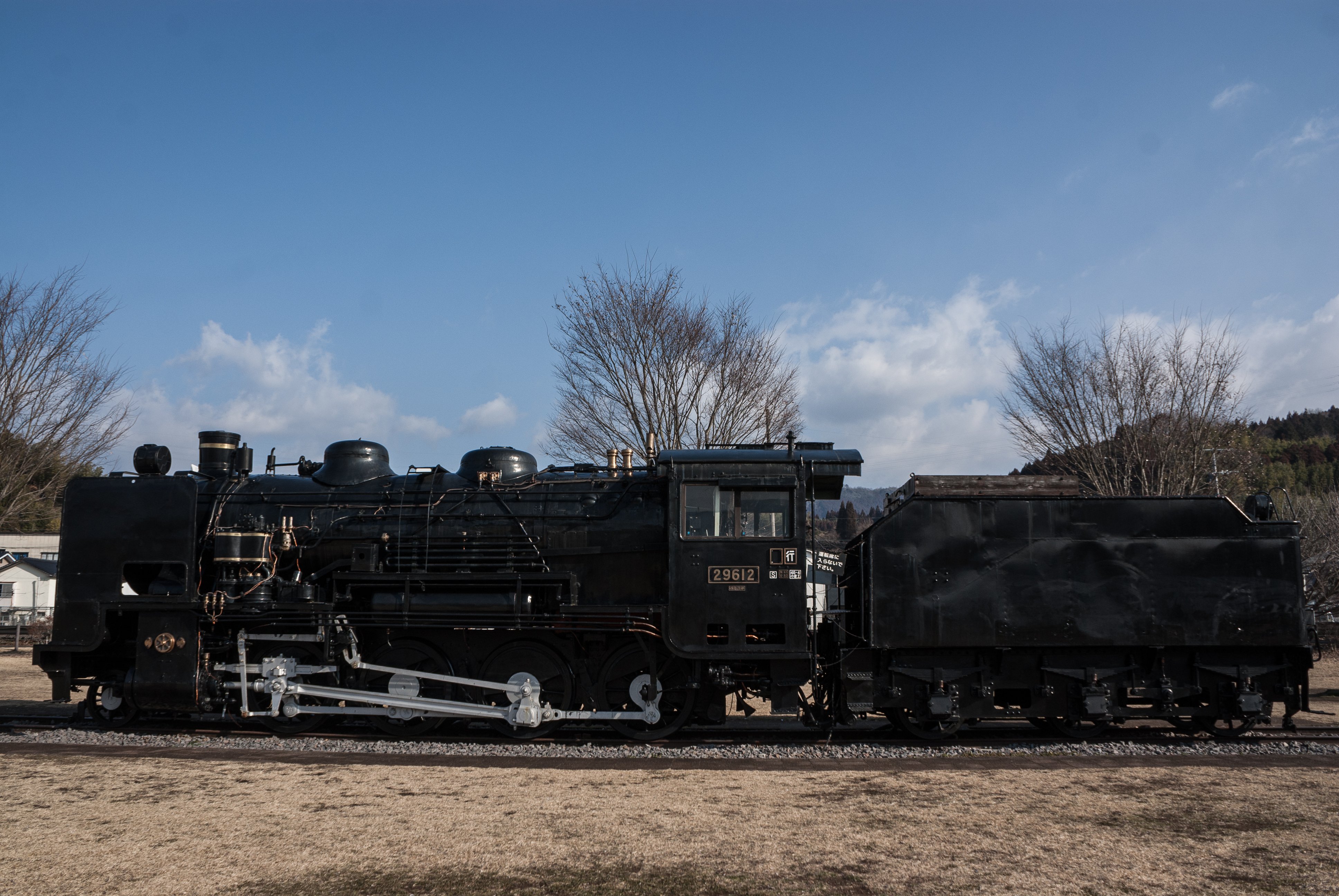 大分県玖珠町の機関庫を撮影してみた。｜永瀬喜久