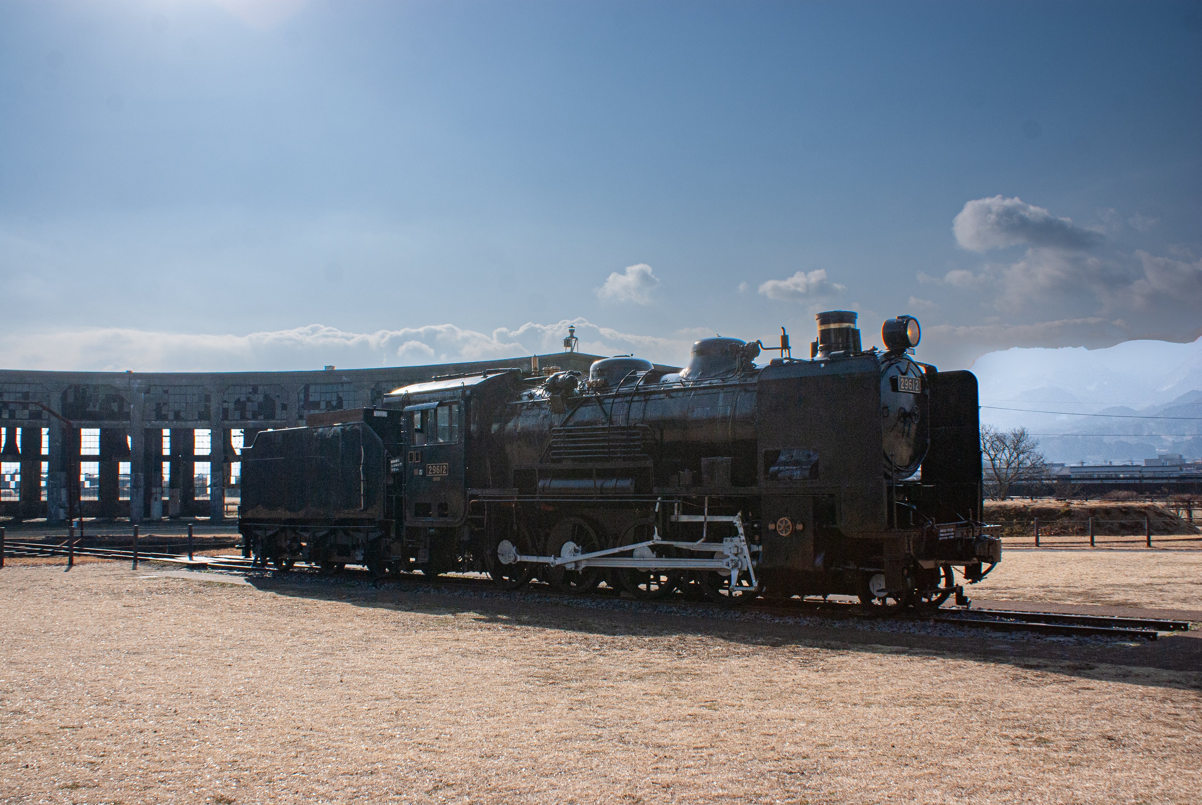 大分県玖珠町の機関庫を撮影してみた。｜永瀬喜久