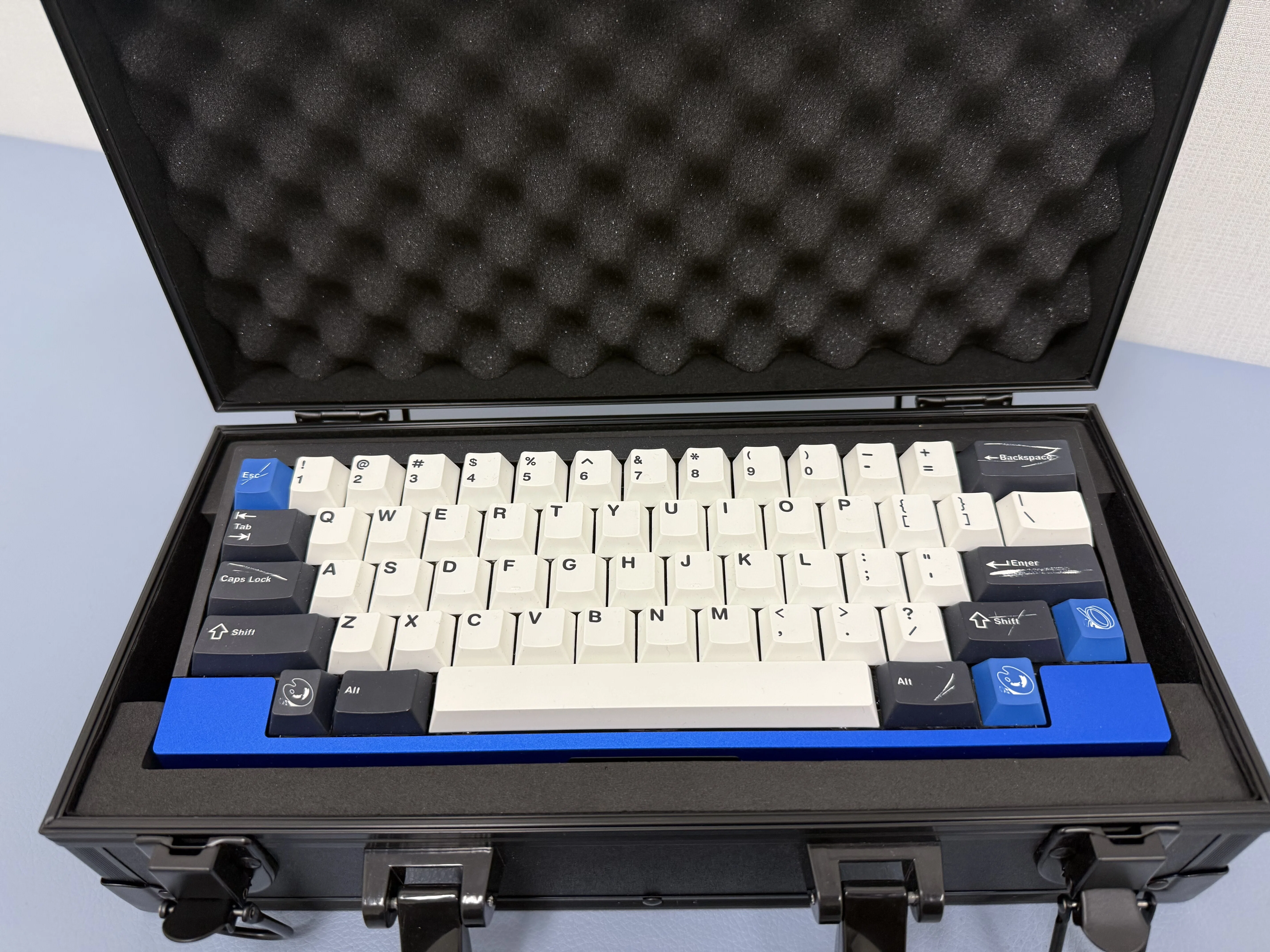 3. Angry Miao Compact Touch｜mezooon