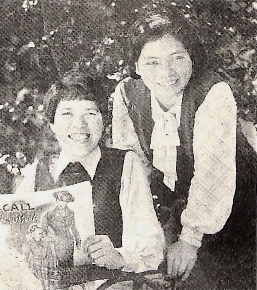 p*a様 吉屋信子 直筆原稿「 鳩笛を吹く女 」婦人世界原稿 400字詰め原稿用 p*a様 吉屋信子 直筆原稿「 鳩笛を吹く女 」婦人世界原稿 400