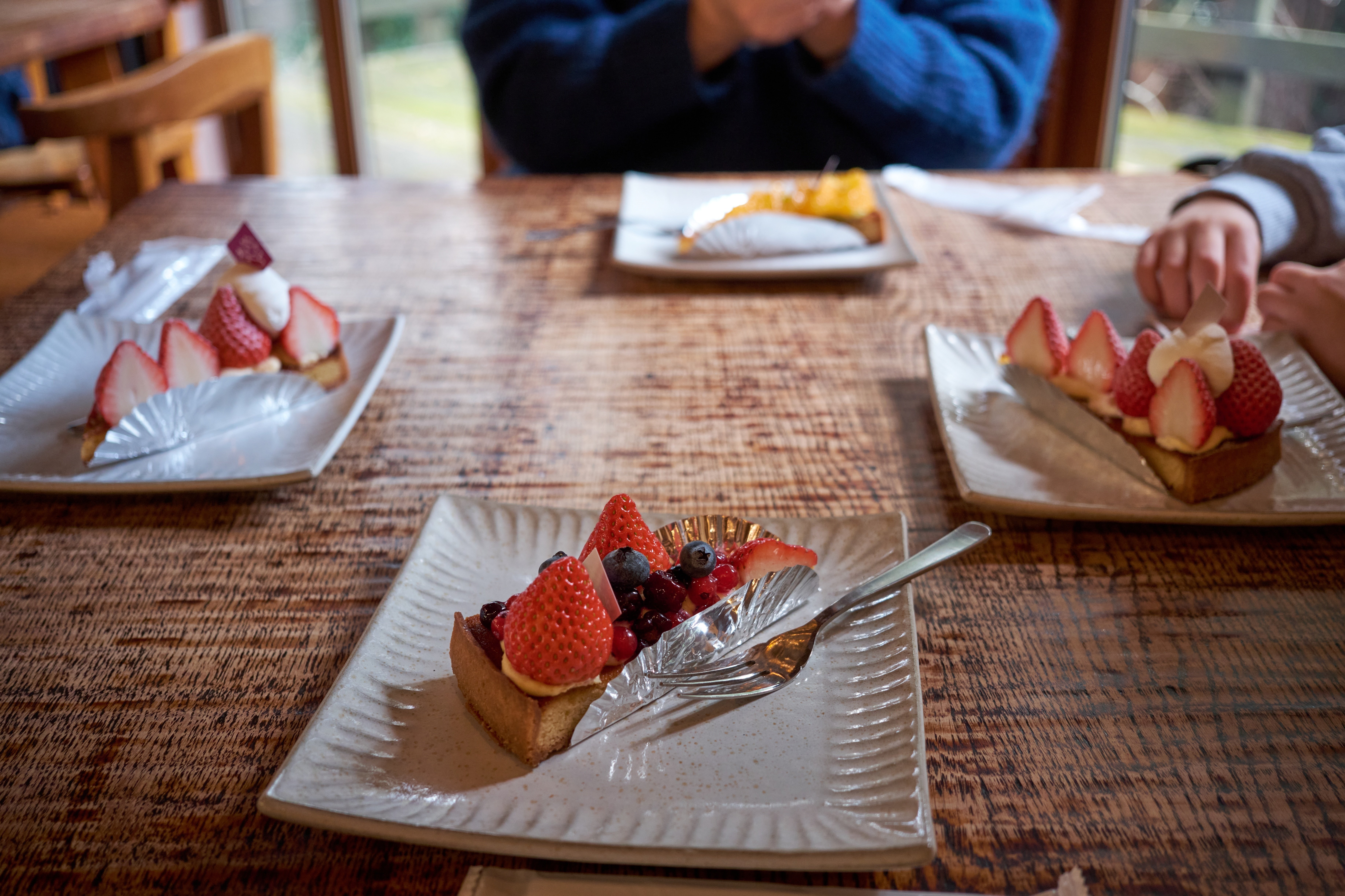 XF23mmF2.8 R WR のフード事情 (XF27mmF2.8にも適用可能)｜hassyX