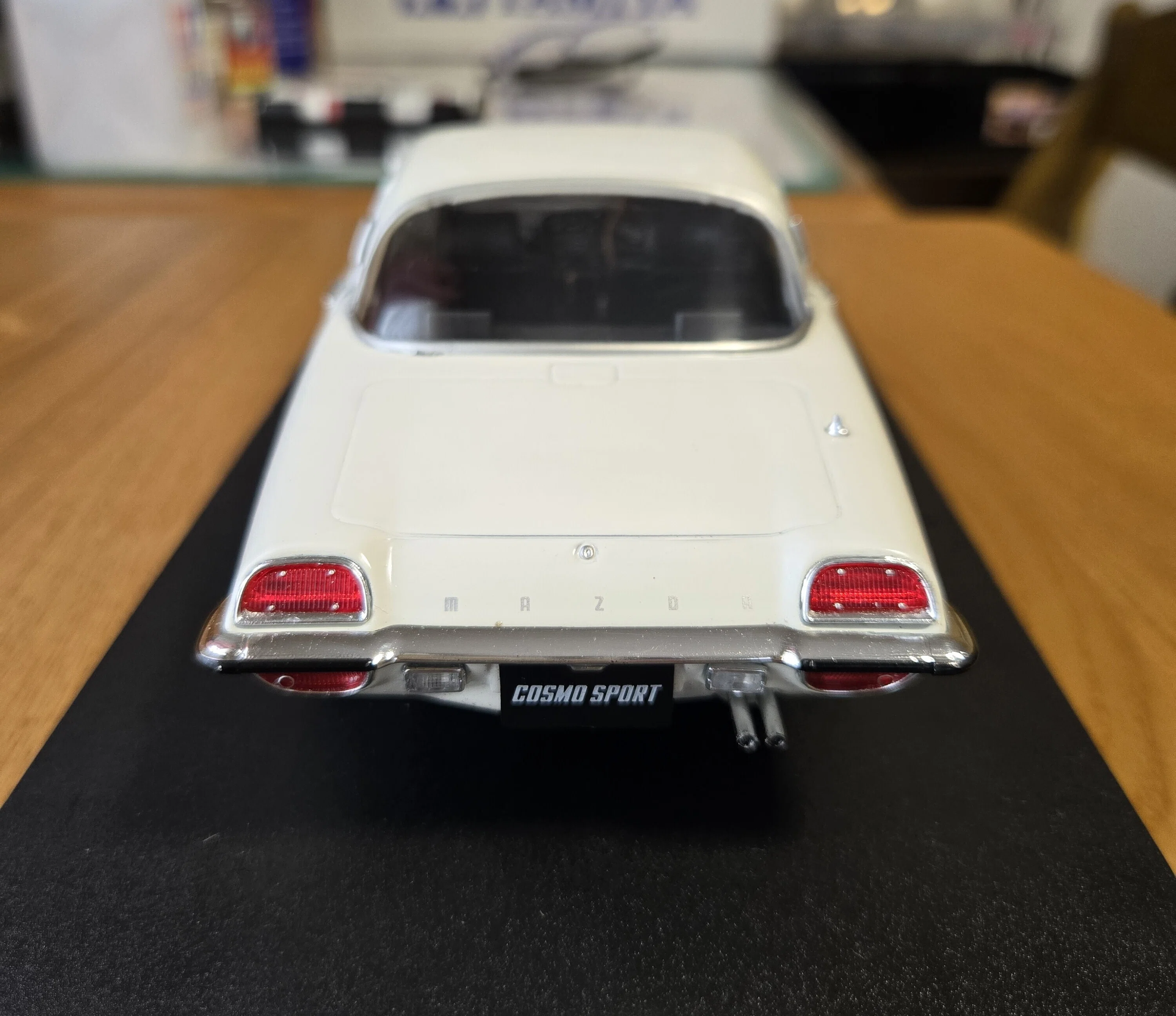 アシェット1/18国産名車コレクション コスモスポーツを購入しました