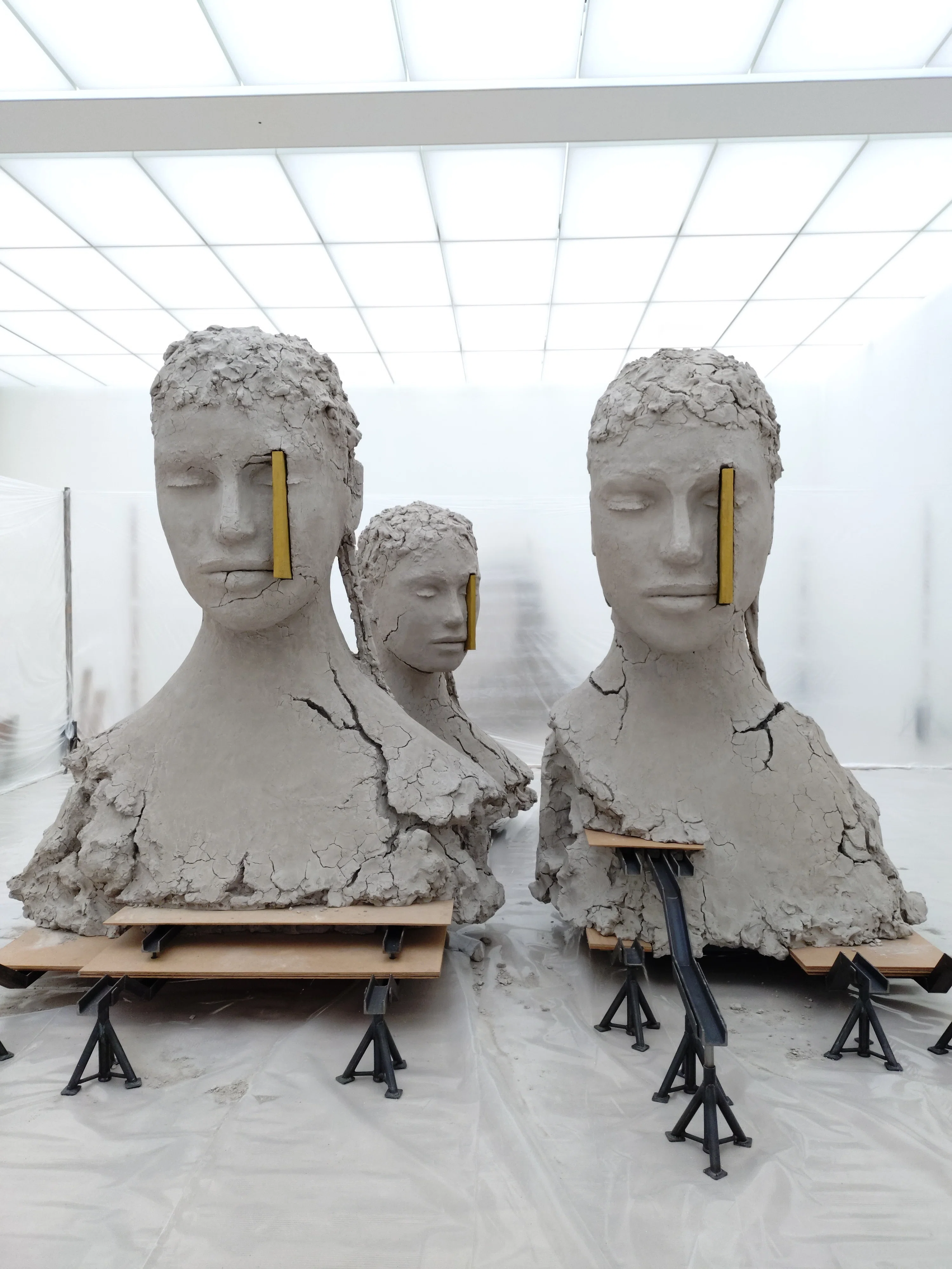 凍結された時間と、ある男の脳内へ。マーク・マンダース『Mindstudy