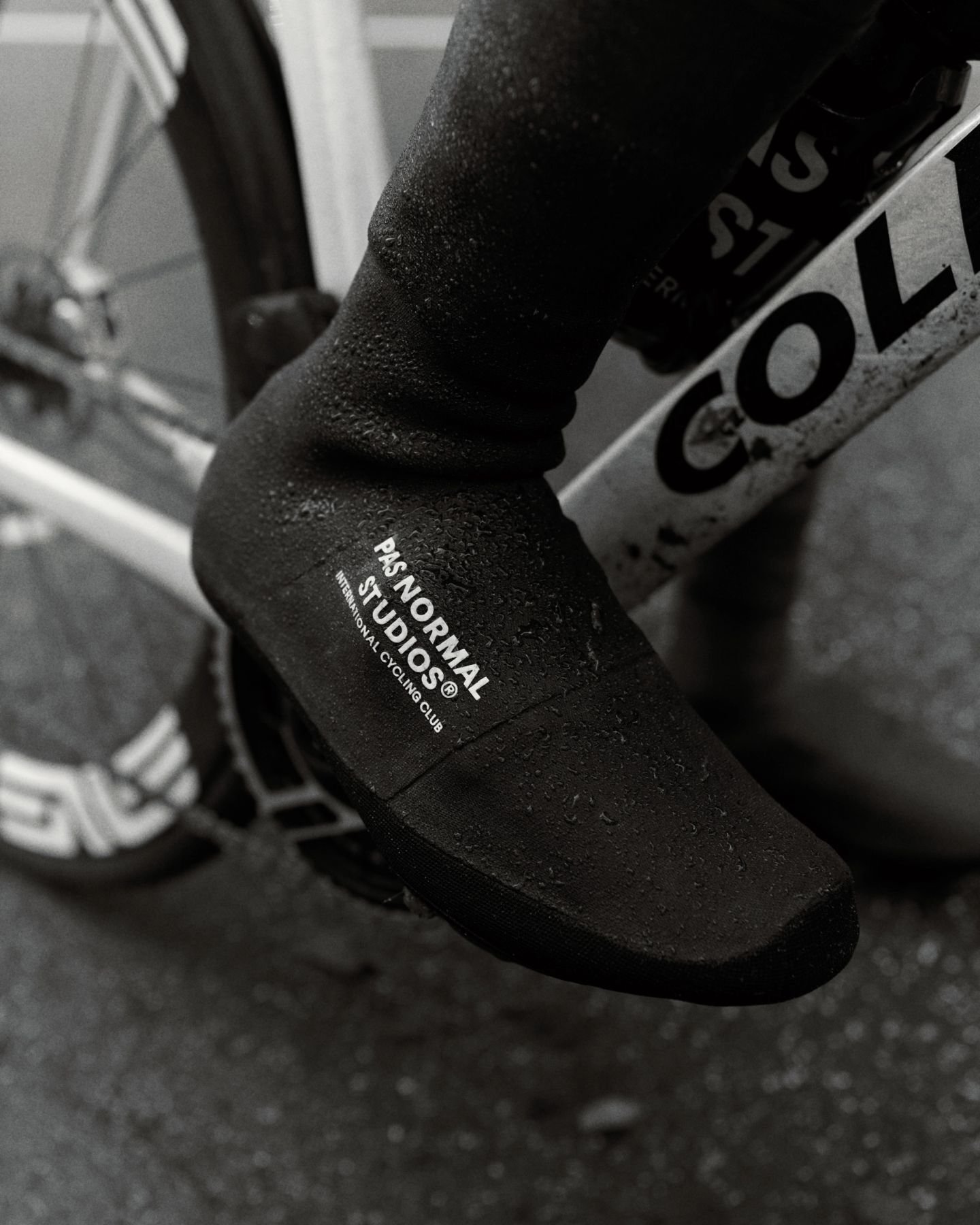 Pas Normal Studios | Logo Heavy Overshoes｜RAPPORT | MAGNET