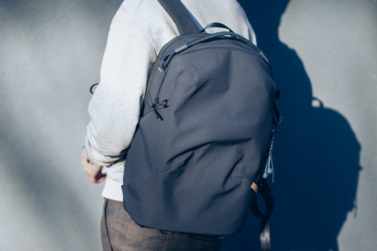 PGYTECH OneGo Lite Backpack 22L レビュー！「カメラバッグらしくない