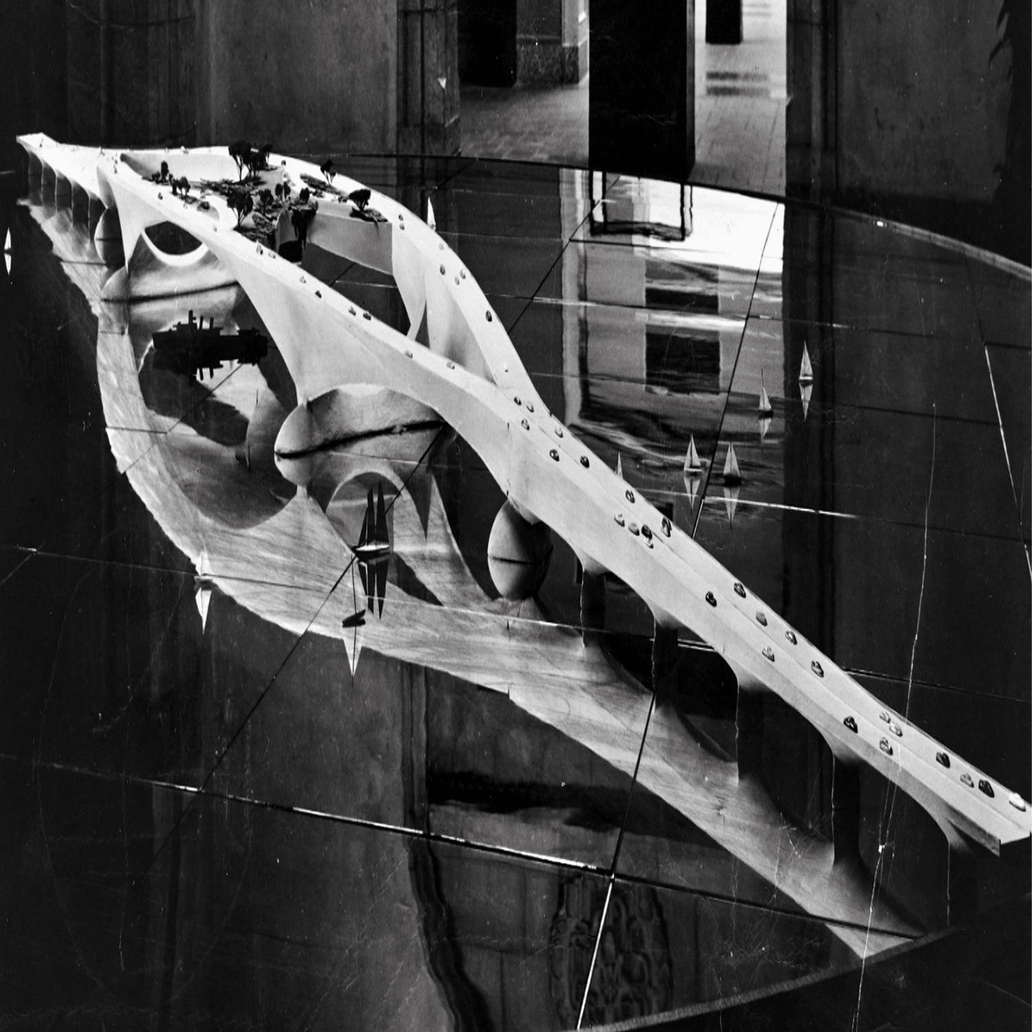 甦るフランク・ロイド・ライト（46）Butterfly Bridge｜タナカノナカ