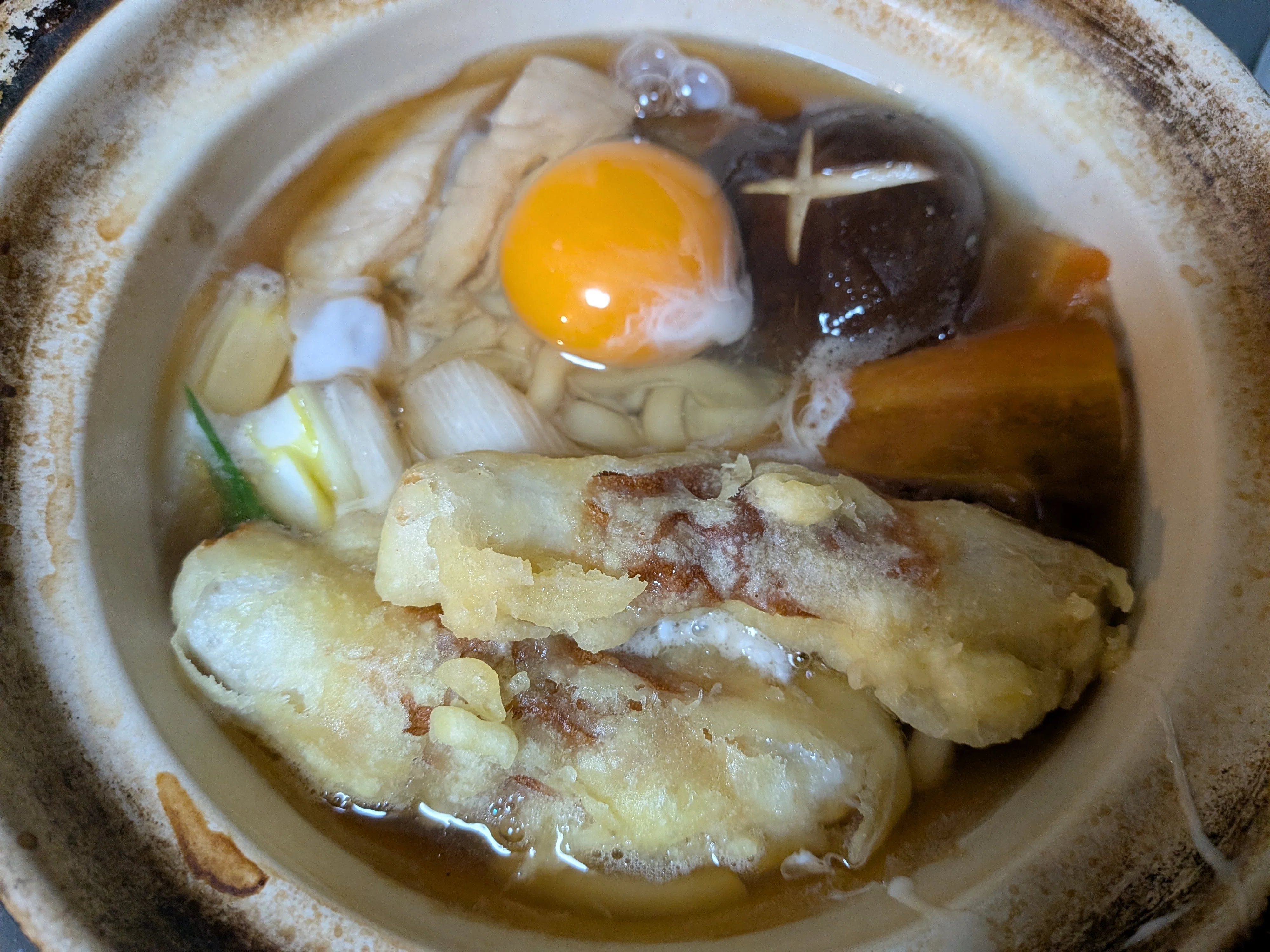 2代目土鍋の鍋焼きうどん。｜tokeiya