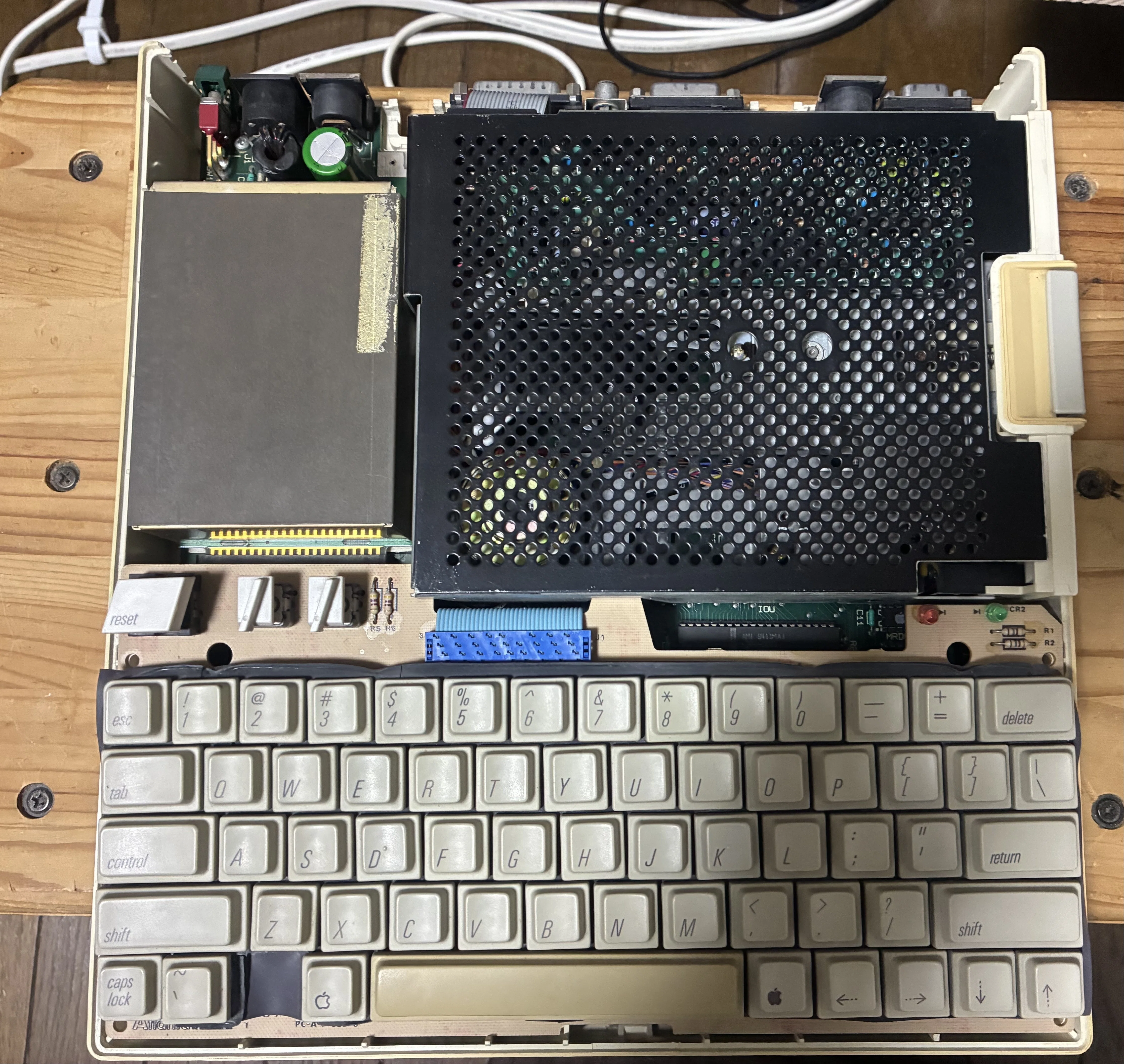 Apple II 動作確認済 Apple IIc 修理！ Part 1｜Tookato