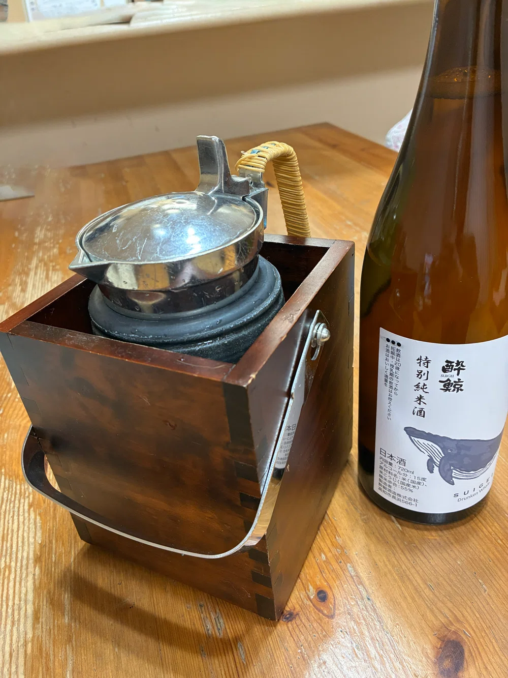 家飲みで失敗しないお燗のために。卓上酒燗器「ミニかんすけ・匠」を