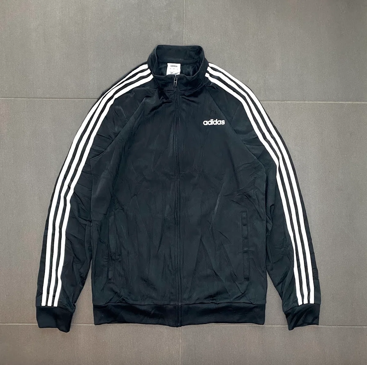 adidas ✖️ zip-up jacket｜Red Hurl