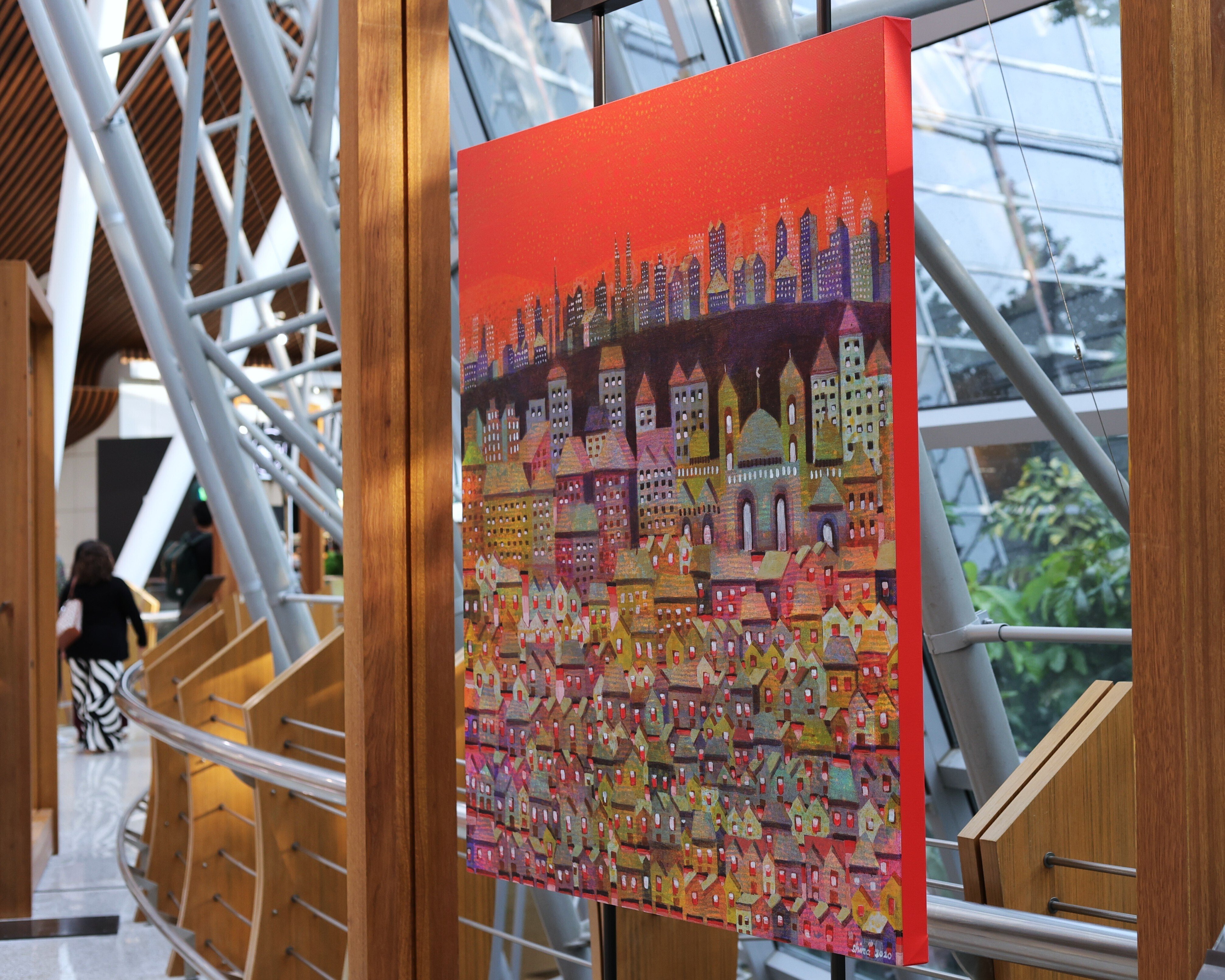 写真】クアラルンプール国際空港 -熱帯雨林とアート作品｜Abbey -旅