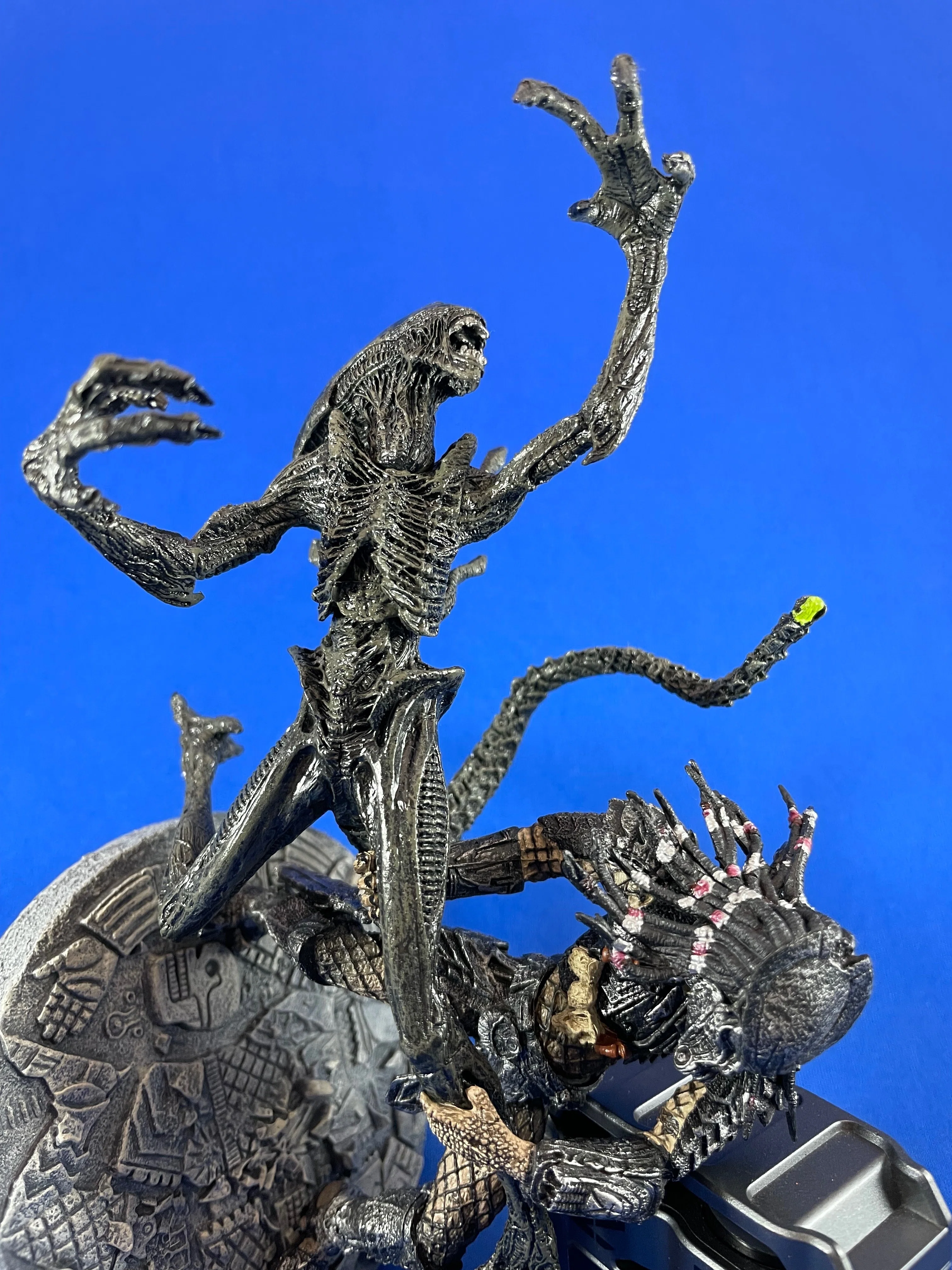 エイリアンをぶん投げろ！プレデター！】Mcfarlane Toys AVP Playsets