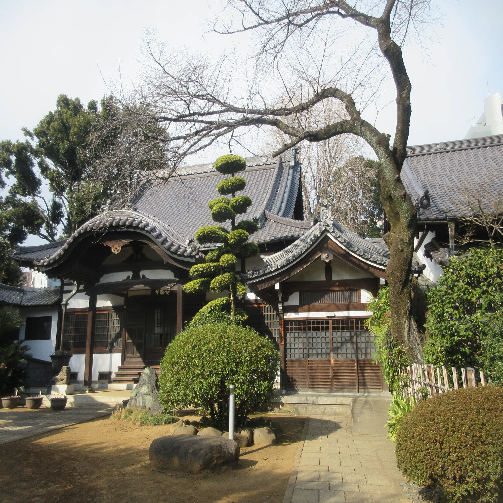 静 勝 寺