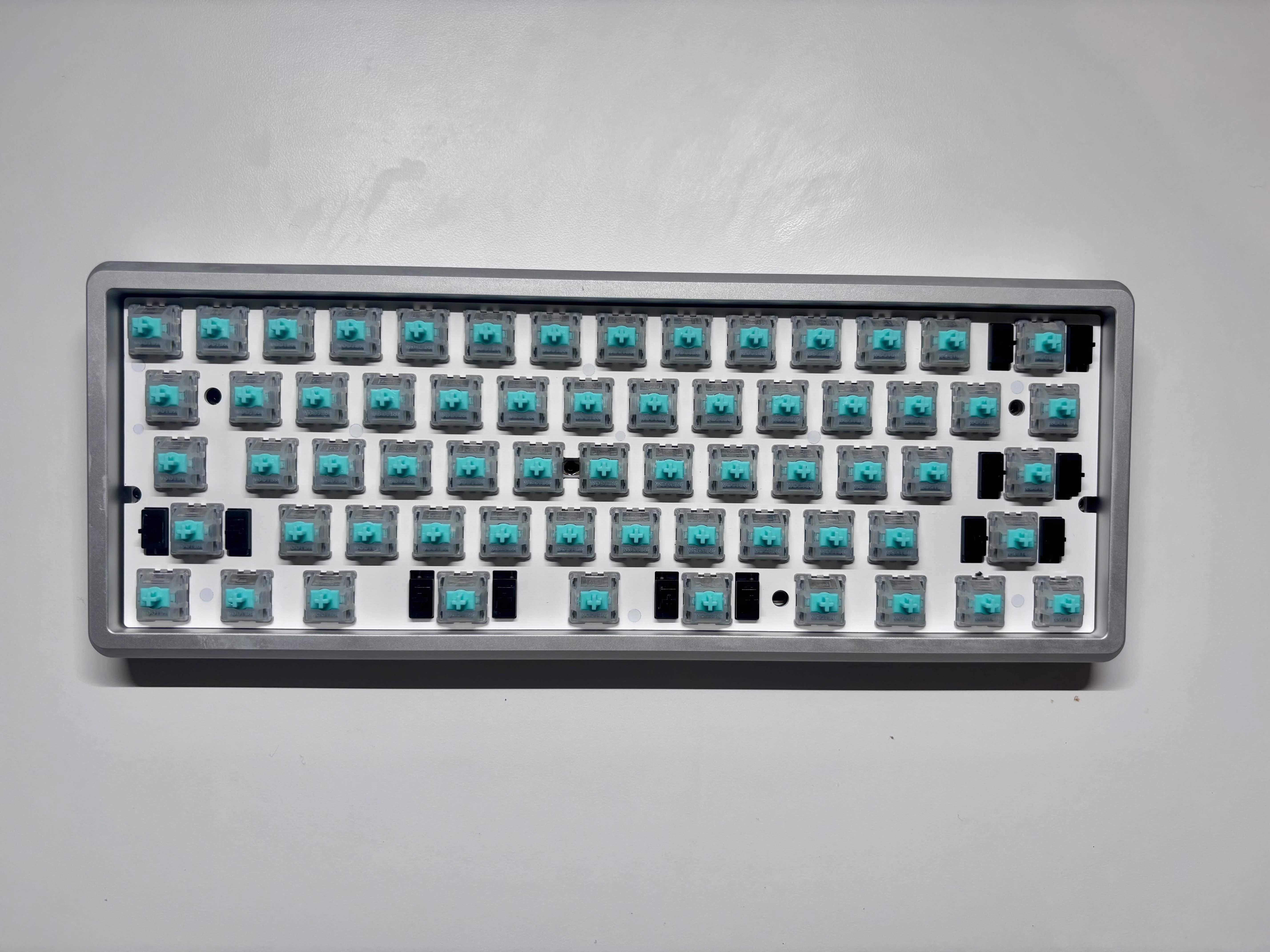 カスタムキーボード】初心者が「Wooting 60HE V2」のフルカスタムに