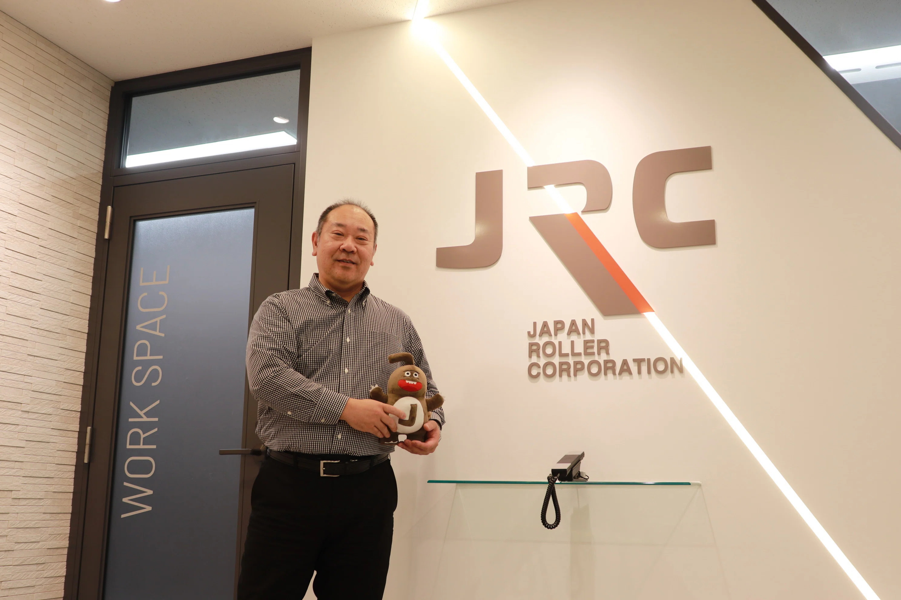 日本麻雀聯盟　会報　　第1号　　編集兼発行者・佐藤隆三 ワンチーム」で挑むJRCのモノづくり！：佐藤製造本部長インタビュー