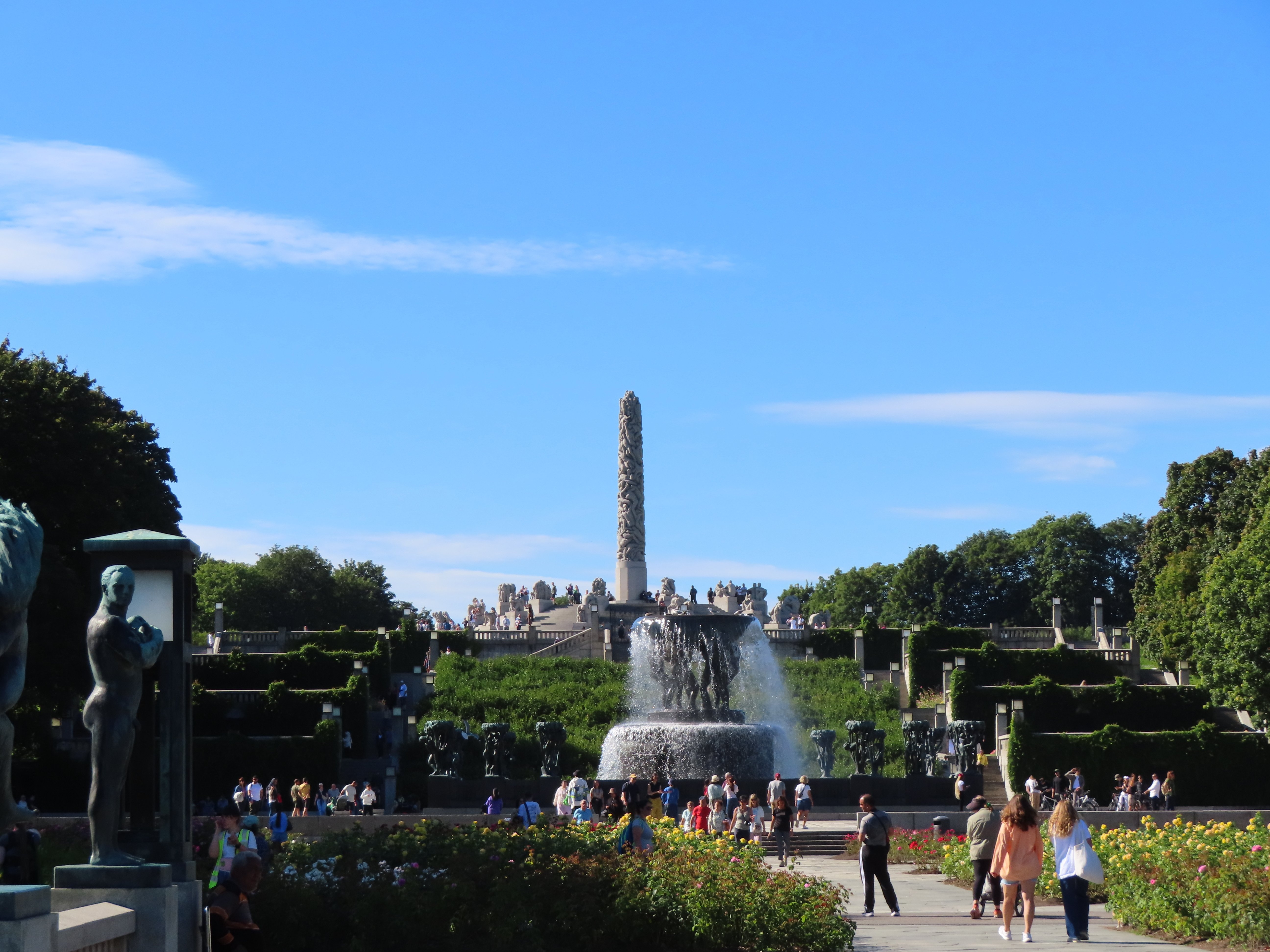 謎の彫刻群（ノルウェー、その1）（2024年8月）｜wanderer