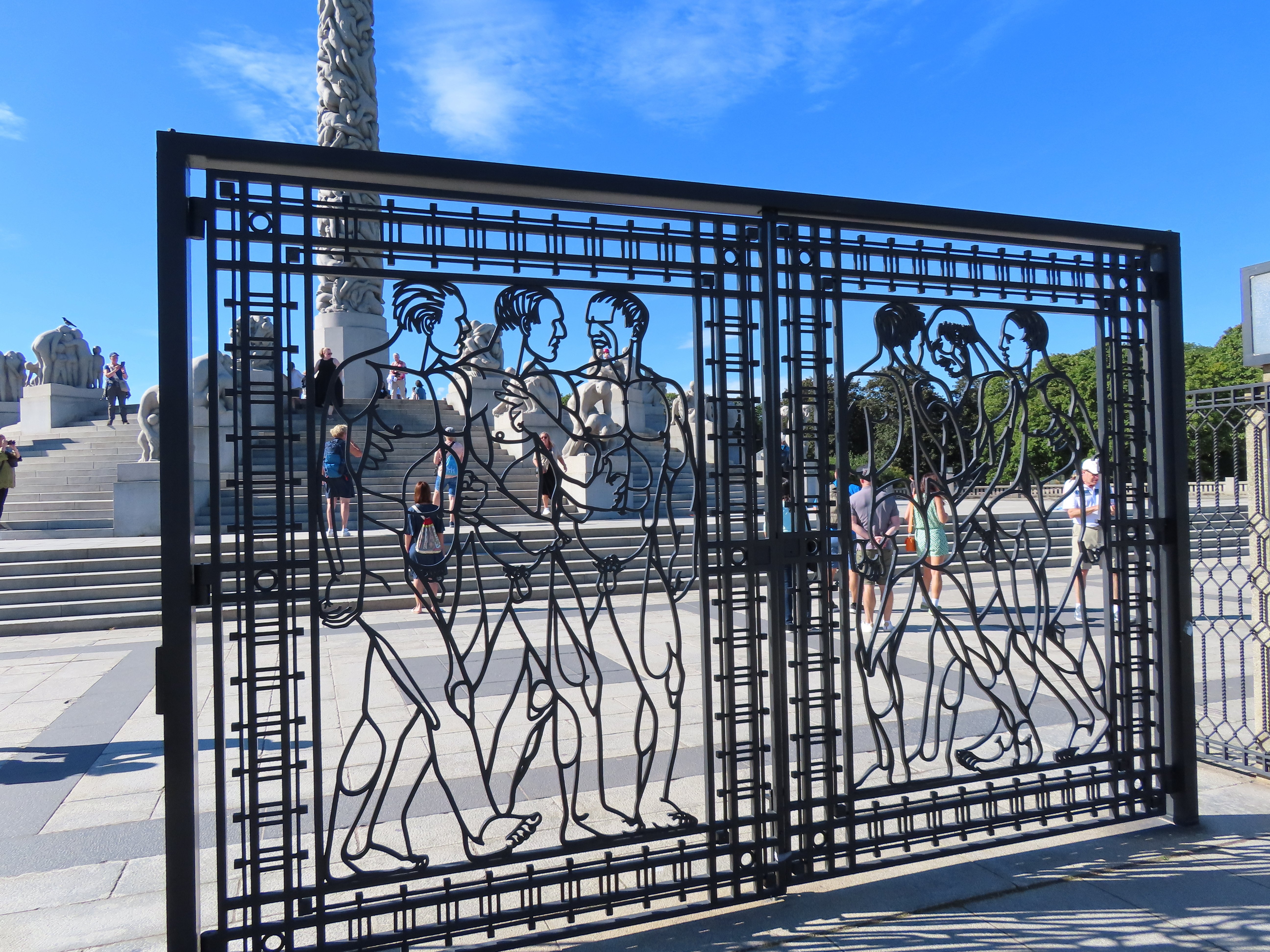 謎の彫刻群（ノルウェー、その1）（2024年8月）｜wanderer