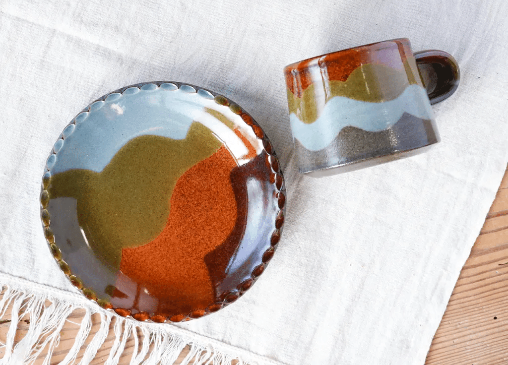 土と色、日常に寄り添ううつわ。「佐川義乱・陶器あ⇔ん 二人展」の