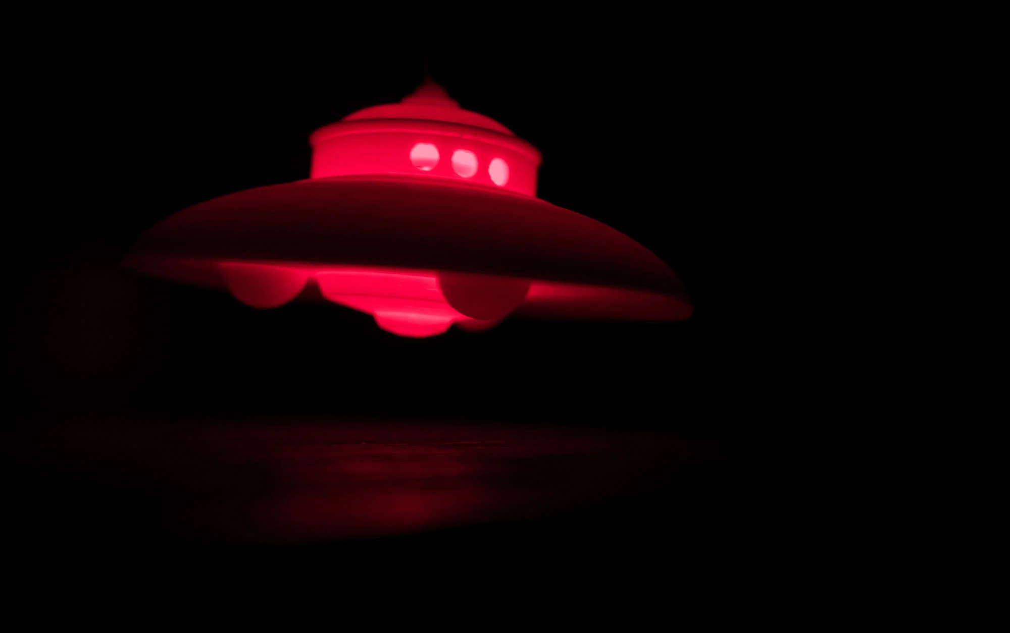 アダムスキー型UFO浮上せり｜フユキ／西川冬旗