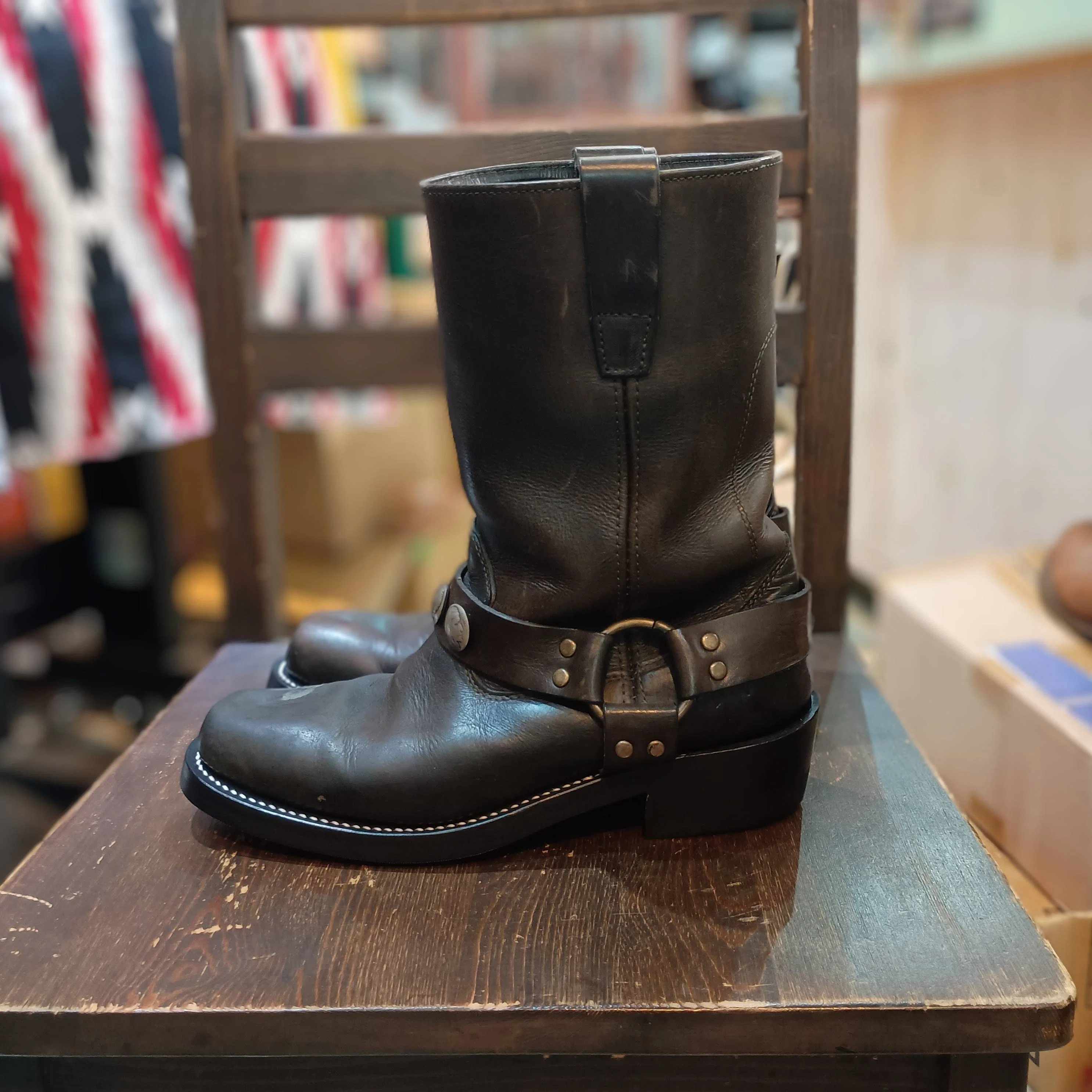 Resole/ソールカスタム】FRYE/フライハーネスブーツ+vibram#430｜CREA