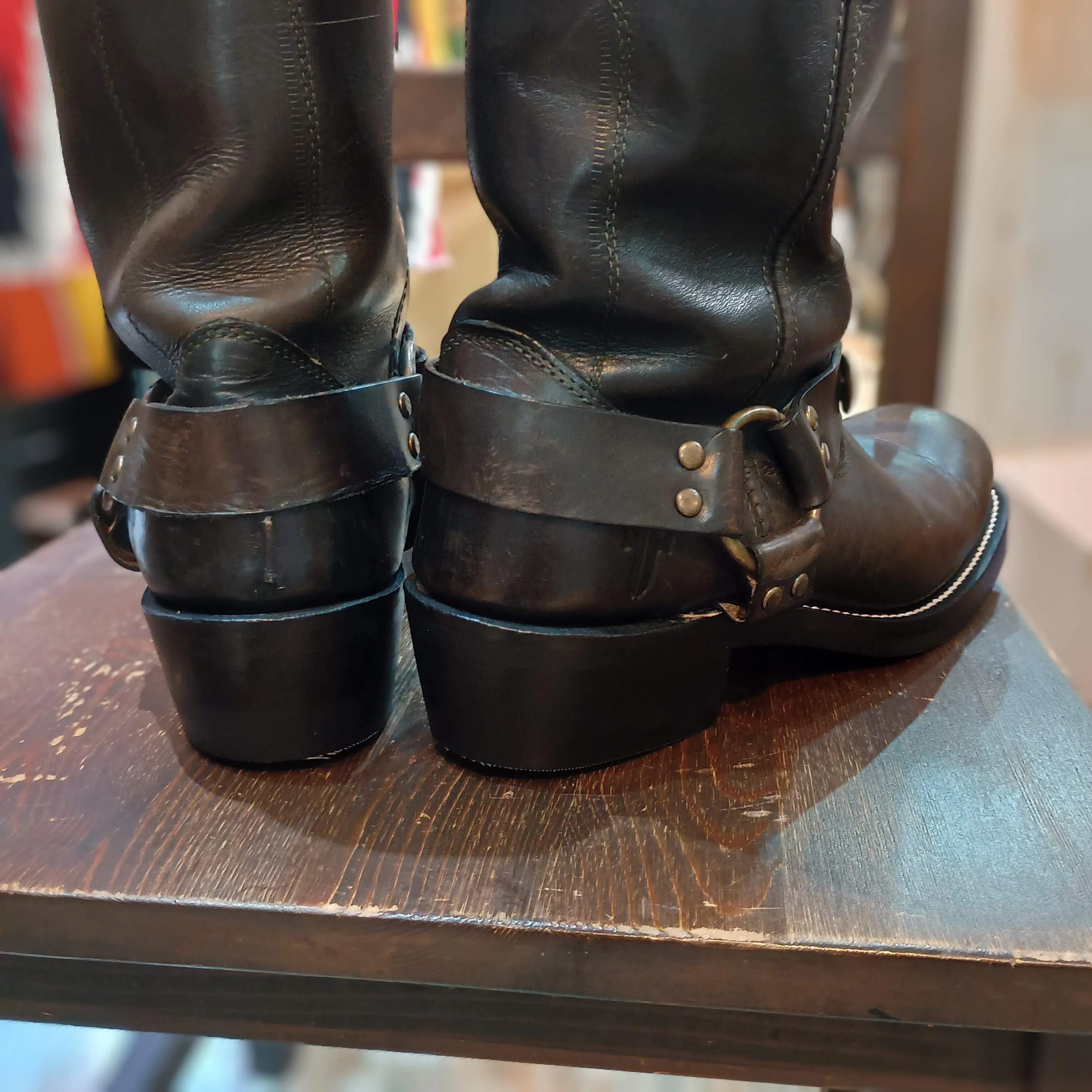 Resole/ソールカスタム】FRYE/フライハーネスブーツ+vibram#430｜CREA