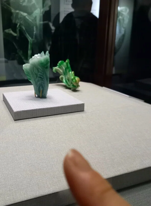 故宮の白菜と珍玩｜ピースケさんのお留守ばん
