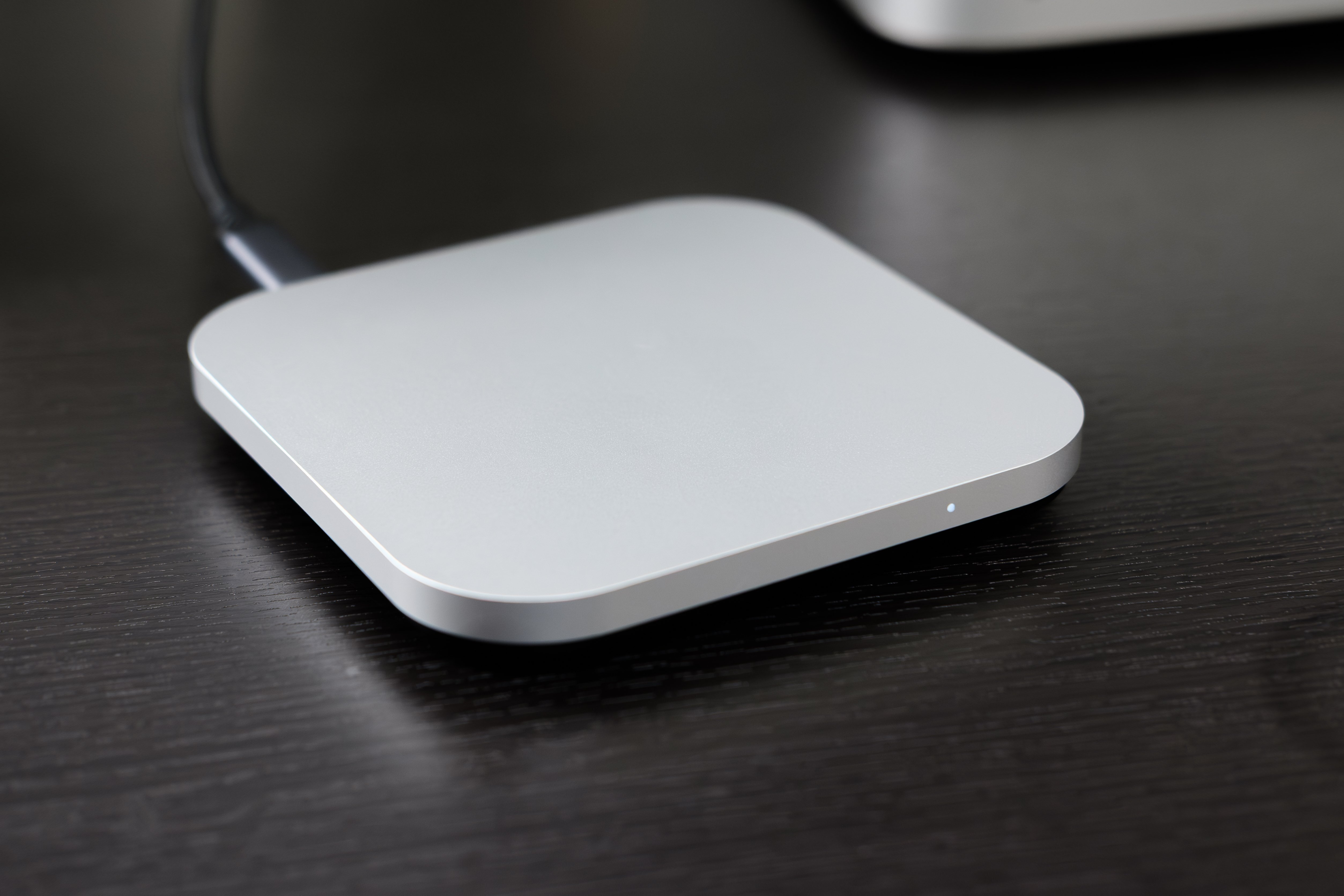 いかにも外付け」じゃないのがいい。Macの世界観を壊さない外付けSSD