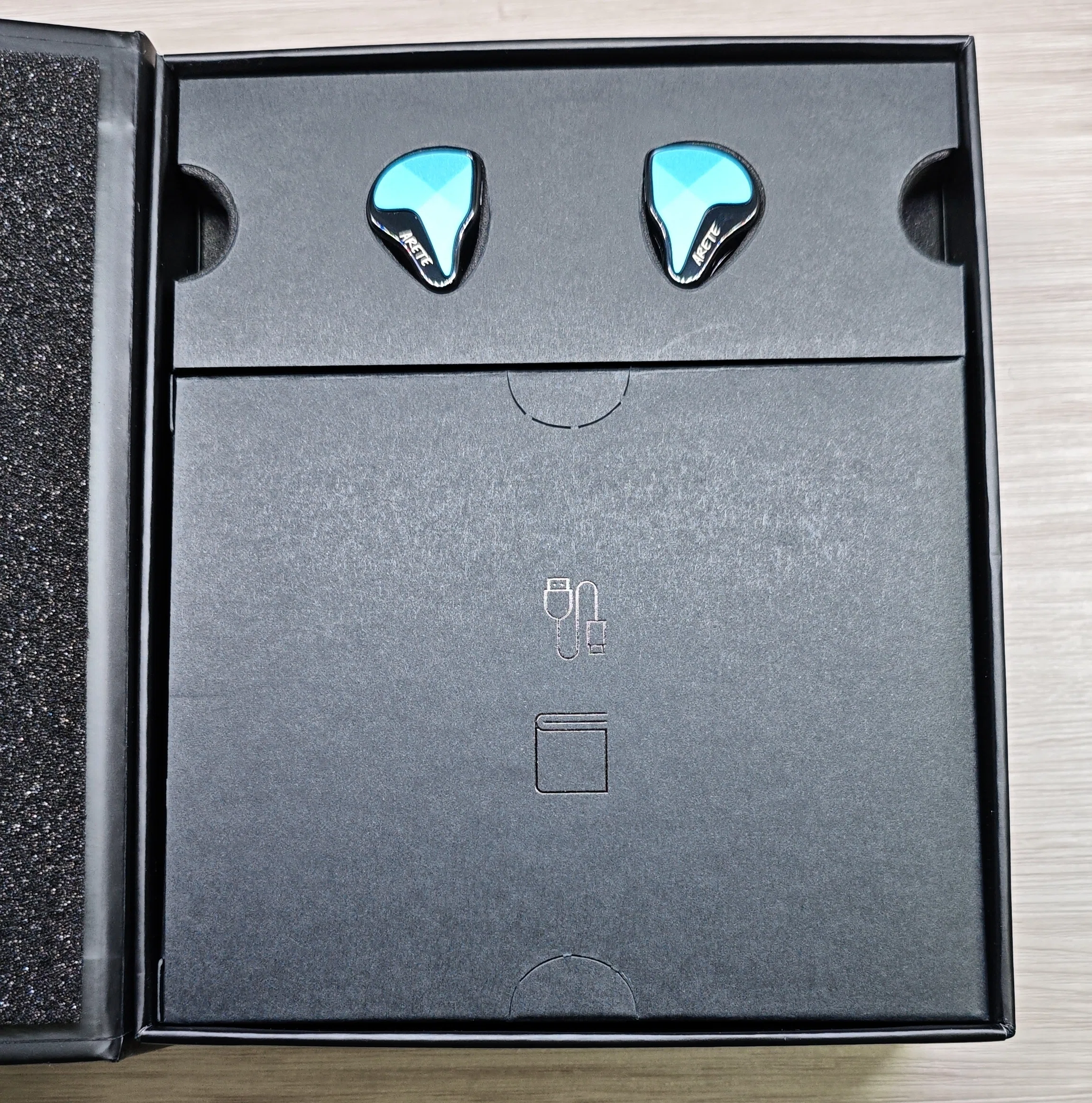【極美品】ZiiGaat Fresh Reviews Arete II 青 ZiiGaat ZiiGaat x Fresh Reviews Arete II - Blue 新品｜フジヤエービック