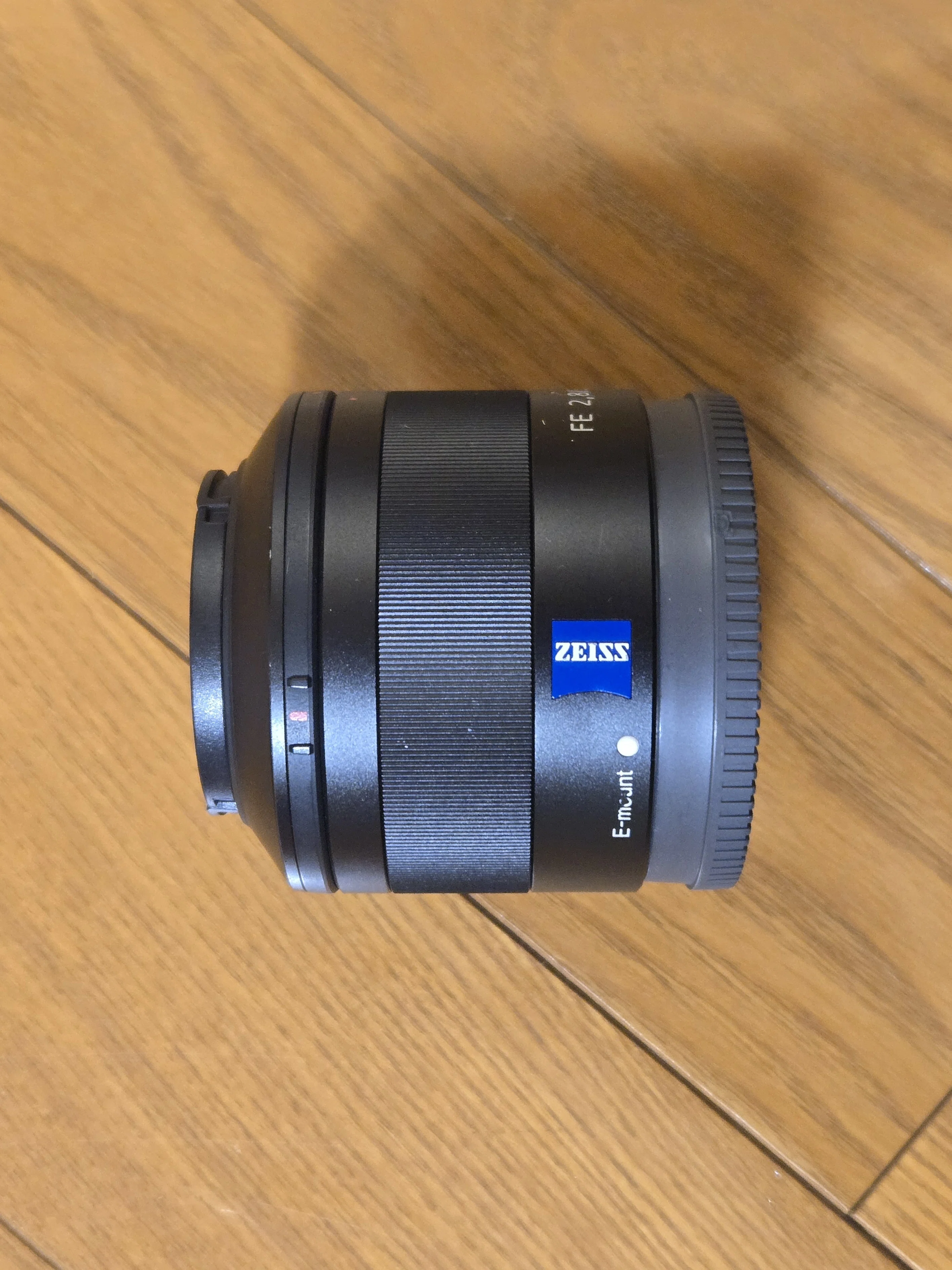 35mmf2.8ZA】Amazonの中古レンズを買ったら失敗した話｜SHU