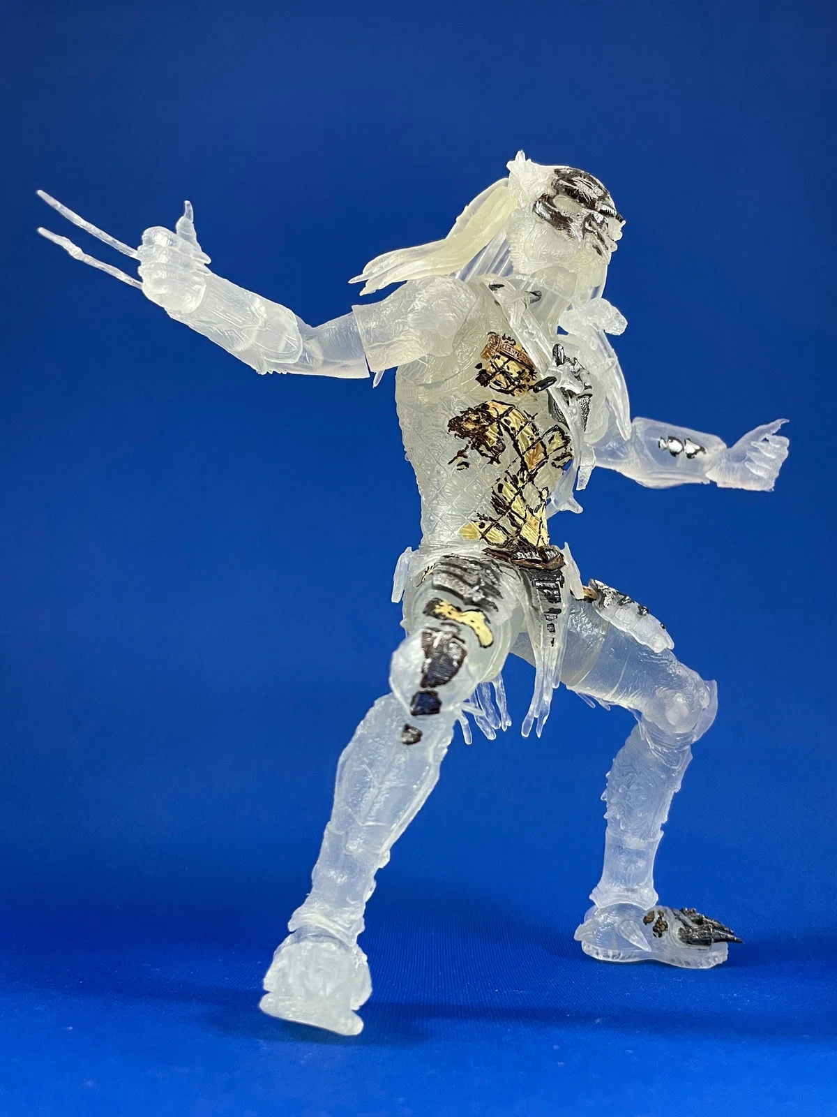 固定フィギュア…ではない！？】NECA ウルフプレデター ミッドクローク 