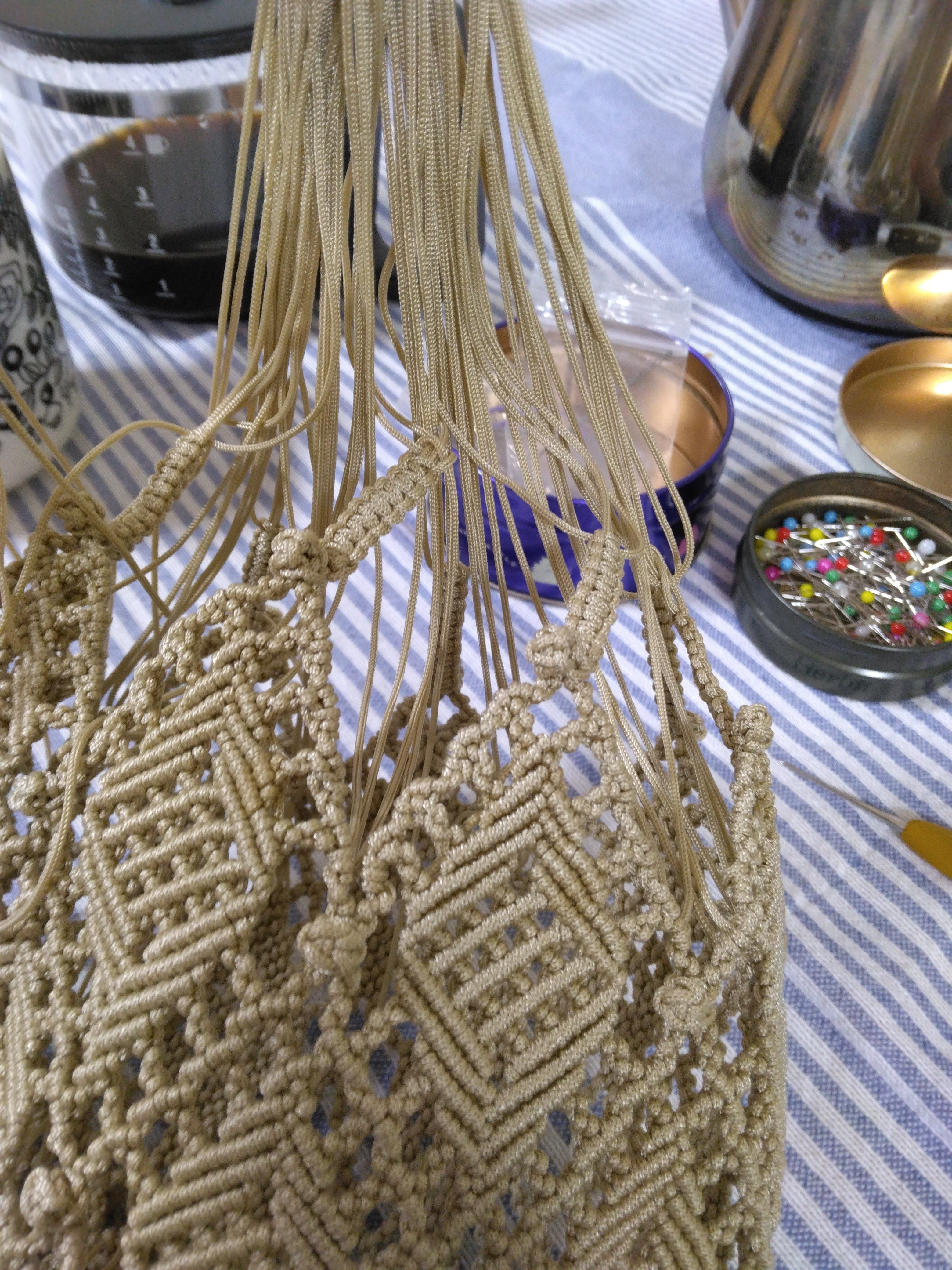 まるで千本ノックのような、昭和の手芸道（マクラメ100年プロジェクト