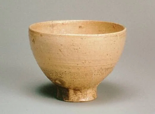 侘び・さびの精神を映し出す「高麗茶碗」の魅力 前編 / 茶陶の世界⑦