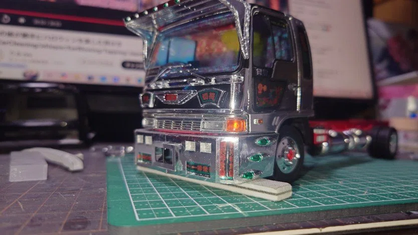 デコトラ】 フジミ 1/32 日野クルージングレンジャー冷凍車 製作④