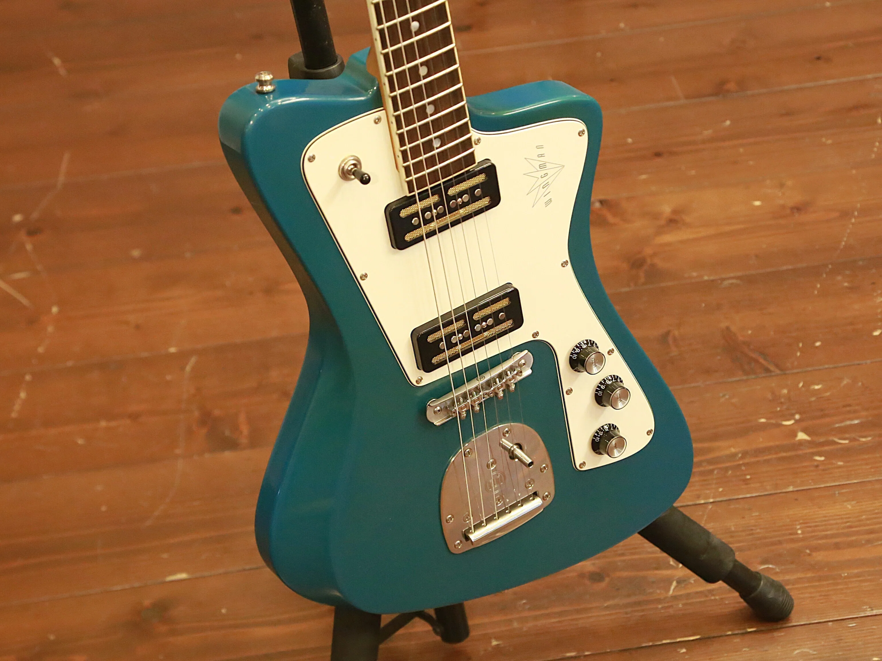 Baum Guitars】カスタム・ショップ製のハンドメイド・ギターが入荷しま