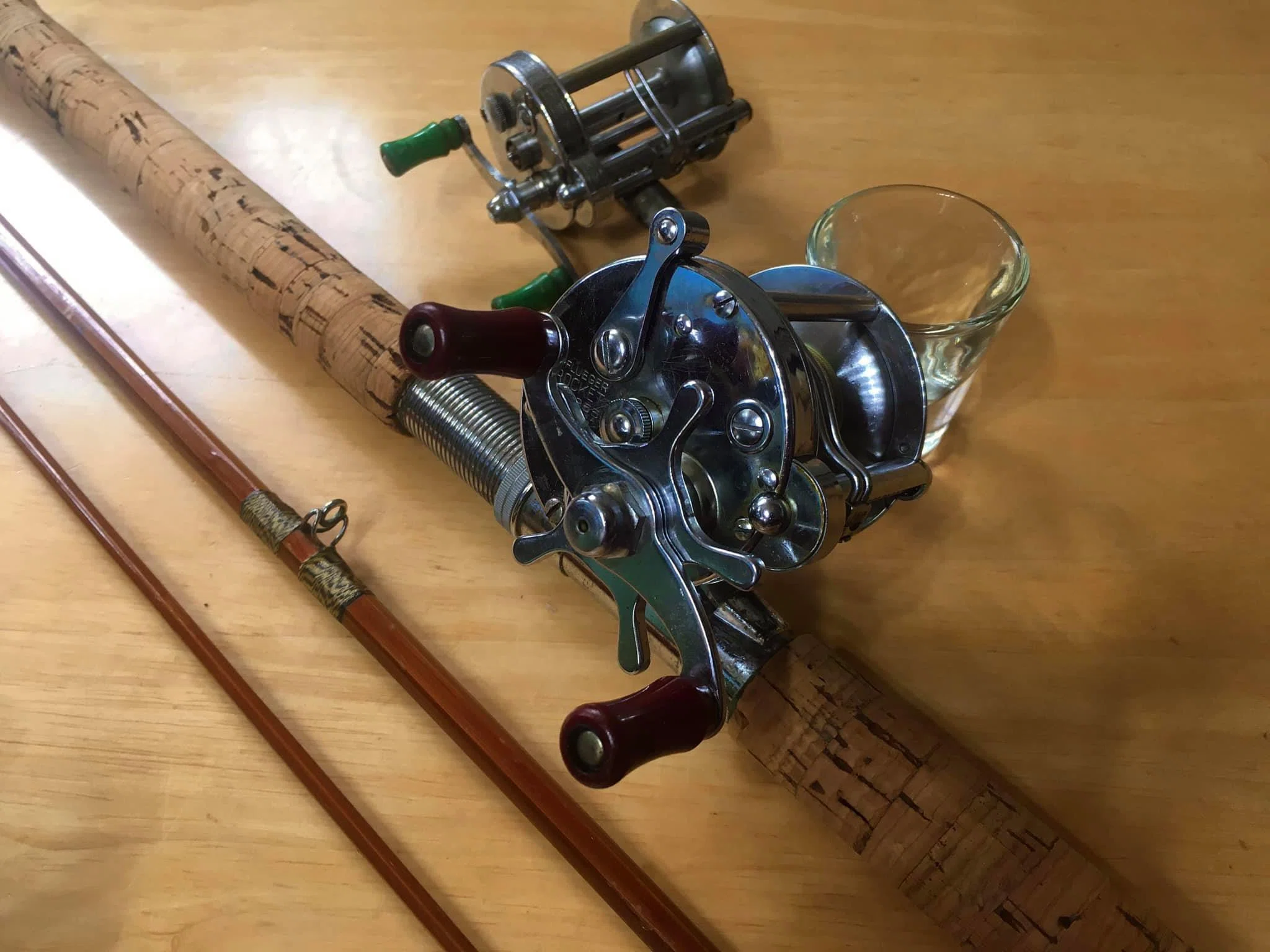🎣オールドフィッシングタックル049 伊達なレバーは何のため