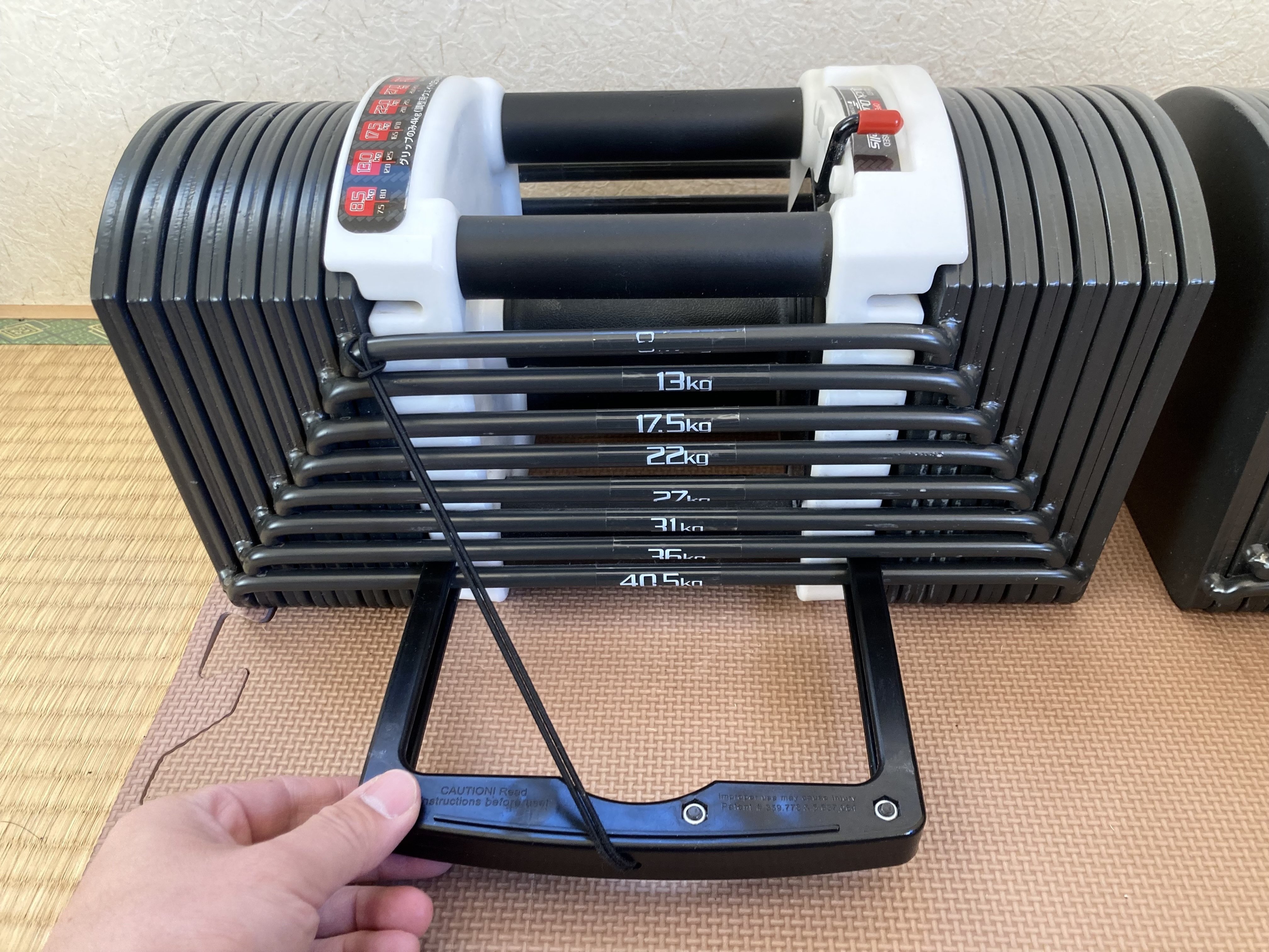 動作OK FlELDOOR クイック 可変式 ブロックダンベル 40kg ① 本音レビュー】4年で600回以上使って確信。FIELDOOR可変式ブロック