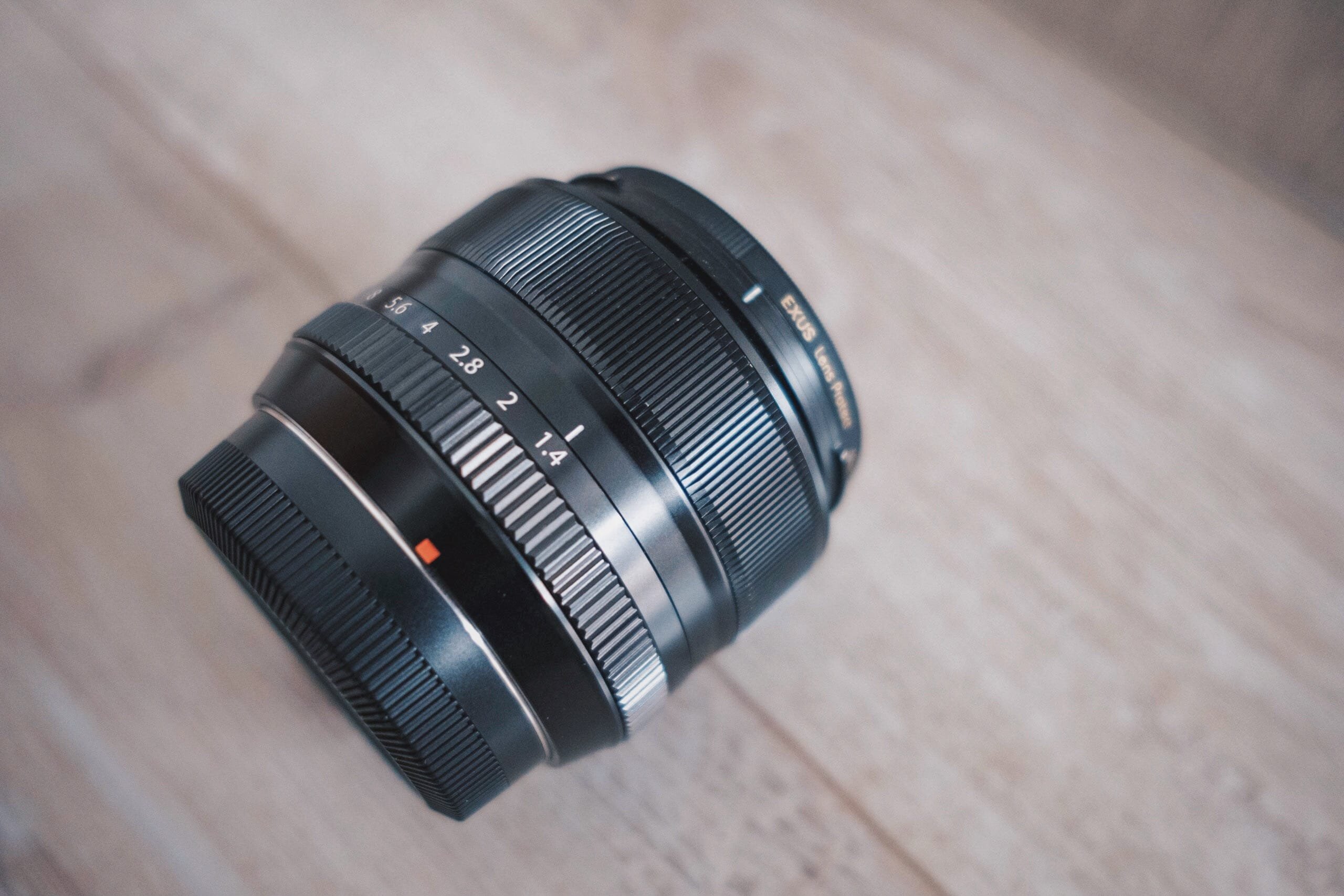 FUJIFILM「XF35mm F1.4 R」1年使用レビュー。最初の単焦点レンズはこれ