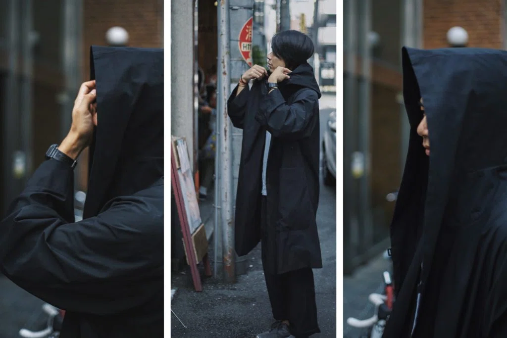 都心の雨には“着る傘”を。TEATORA「Wallet Coat Cargo UMBRELLA