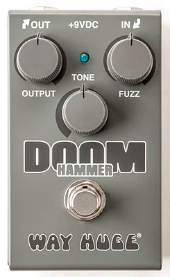 WAY HUGE DOOM HAMMERは 1978年に登場した オペアンプ駆動のファズを