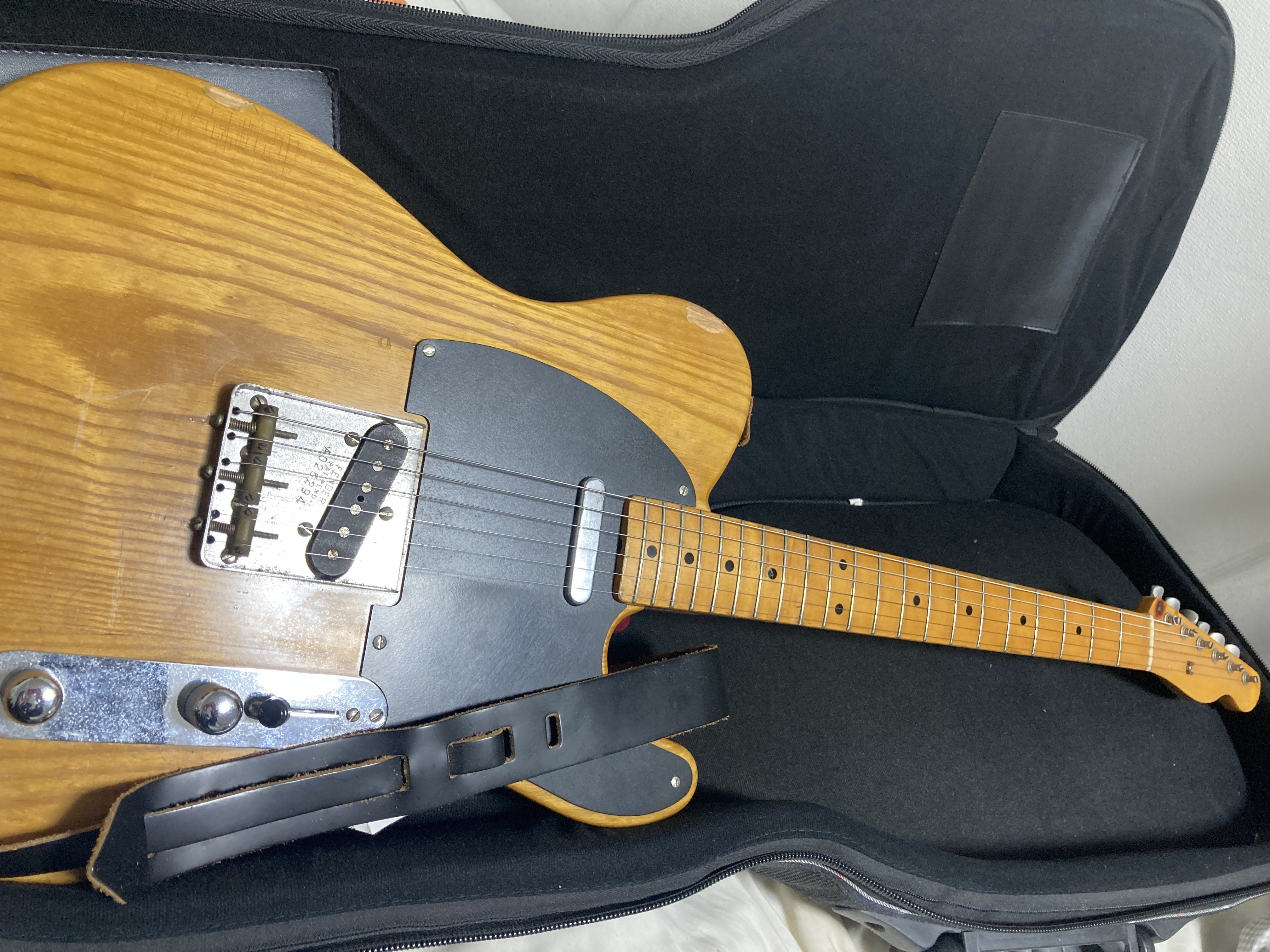 謎テレキャスの正体を探れ！って話｜小波津セイイチ