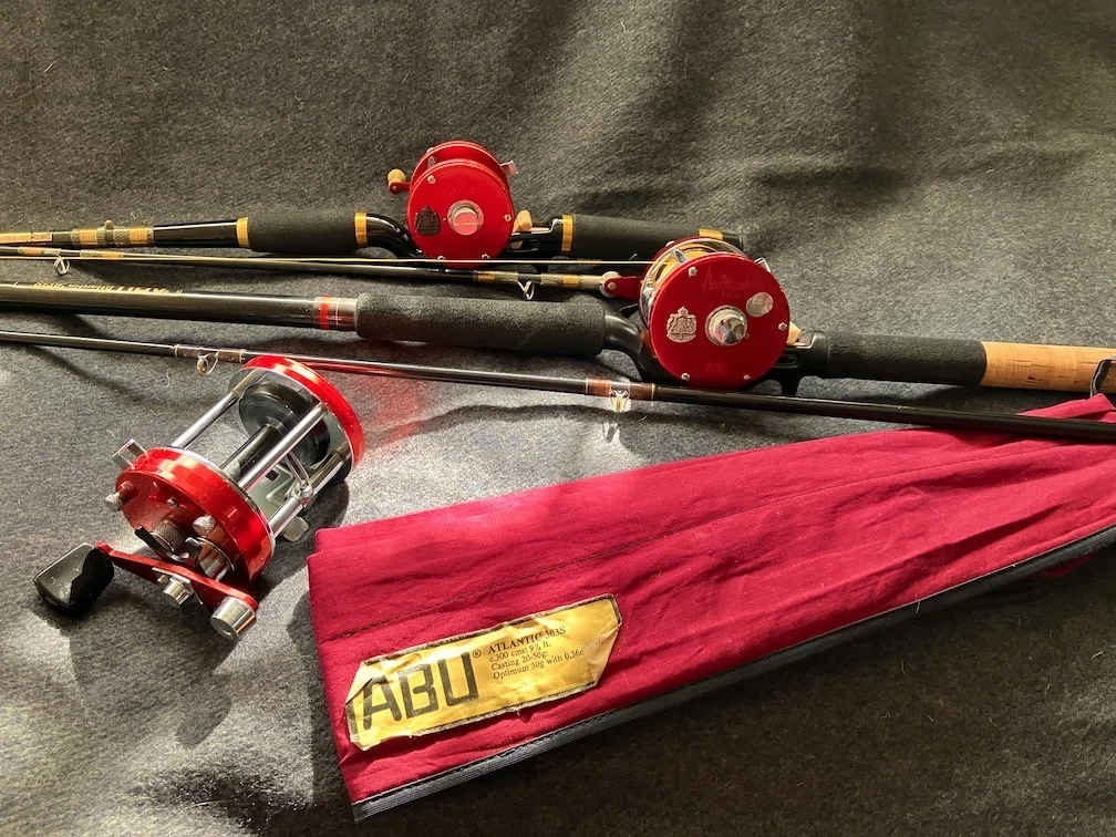 bass bug lure Bass Bug Black/Red 2
