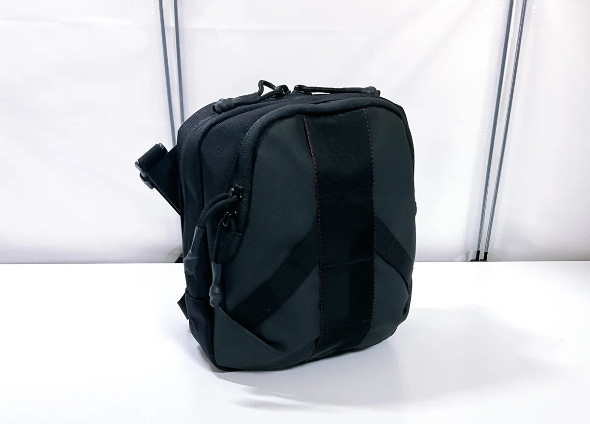 BRIEFING】「SQ SHOULDER LE」レビュー【小型だけど収納力がある 