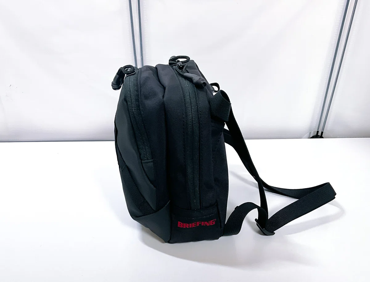 BRIEFING】「SQ SHOULDER LE」レビュー【小型だけど収納力がある 