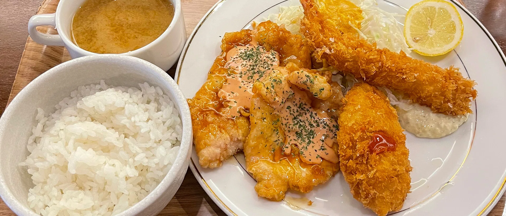 箸で食べるわんぱく洋定食｜Kitchen263 [宮益坂エリア] 〜渋谷