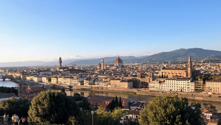 絵になるイタリアの風景｜ベンツの友