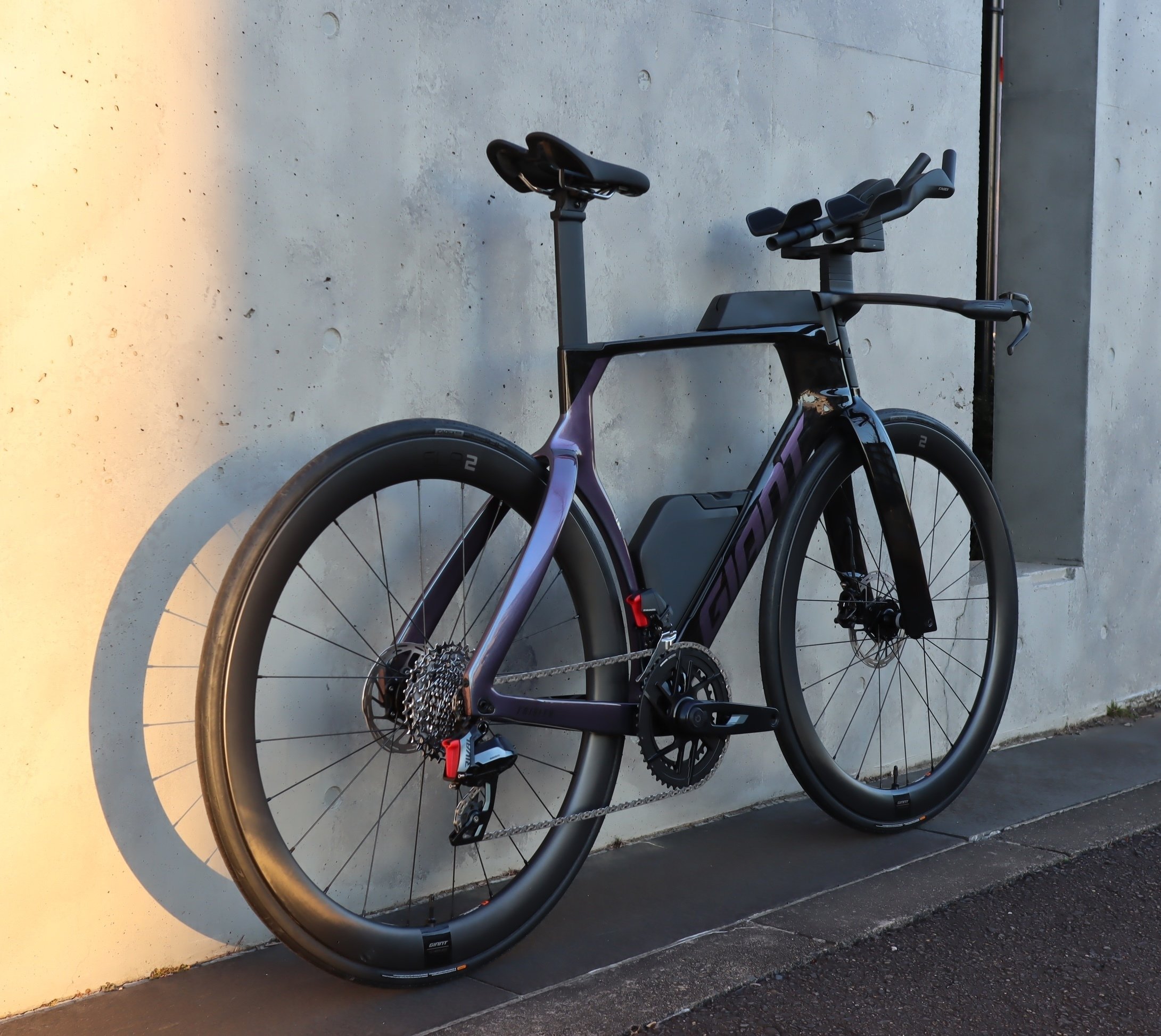 ロゴストロン 上位機種大型本体機 Ｋシリーズ 100Ti ※最下値後程漸次増額 入荷しました】GIANT 2026年モデル TRINITY ADVANCED SL 2完成車｜BIKE