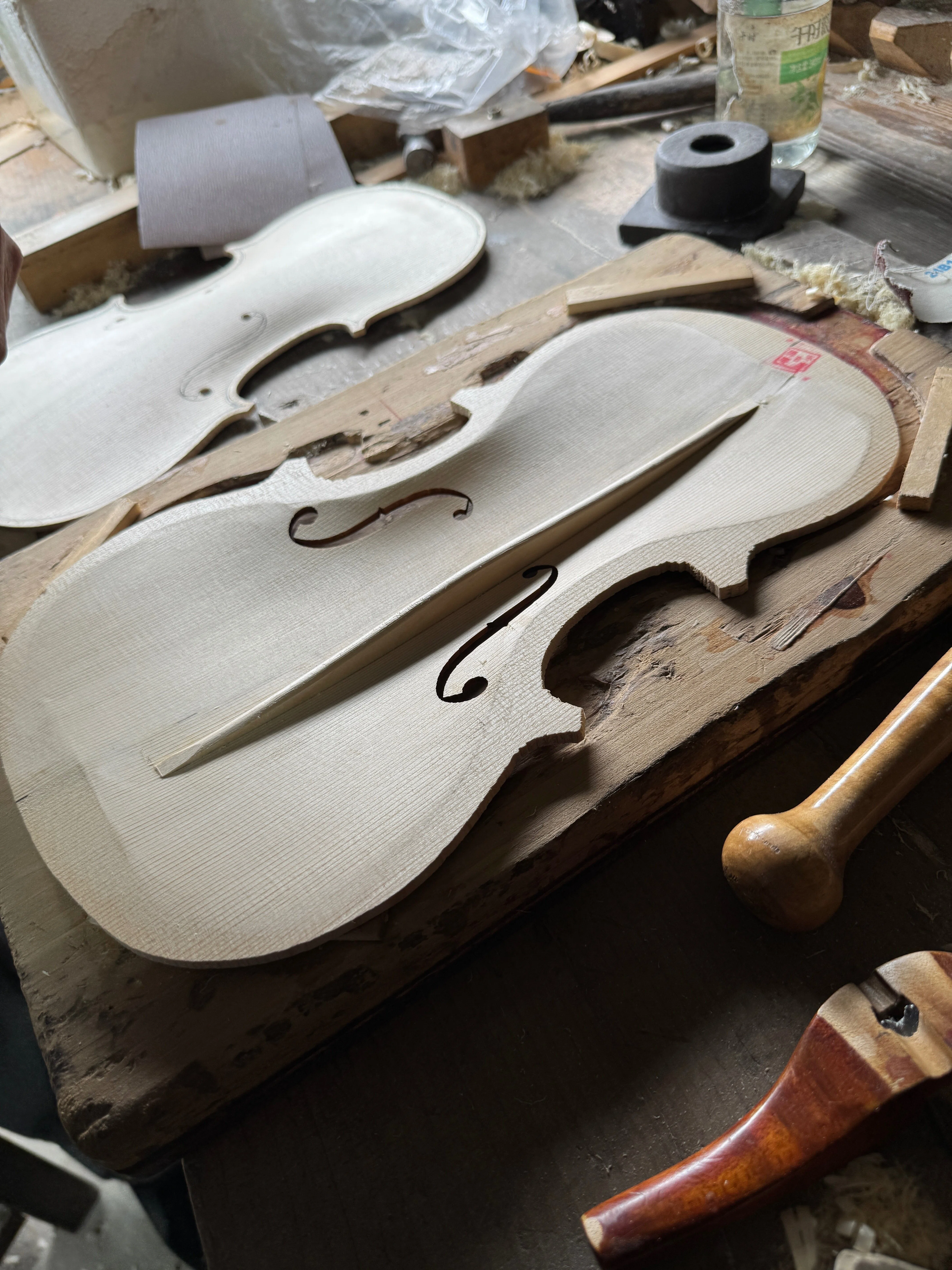 ストラディバリウスの音色に魅せられて その5 製作家の楽器を選ぶべき