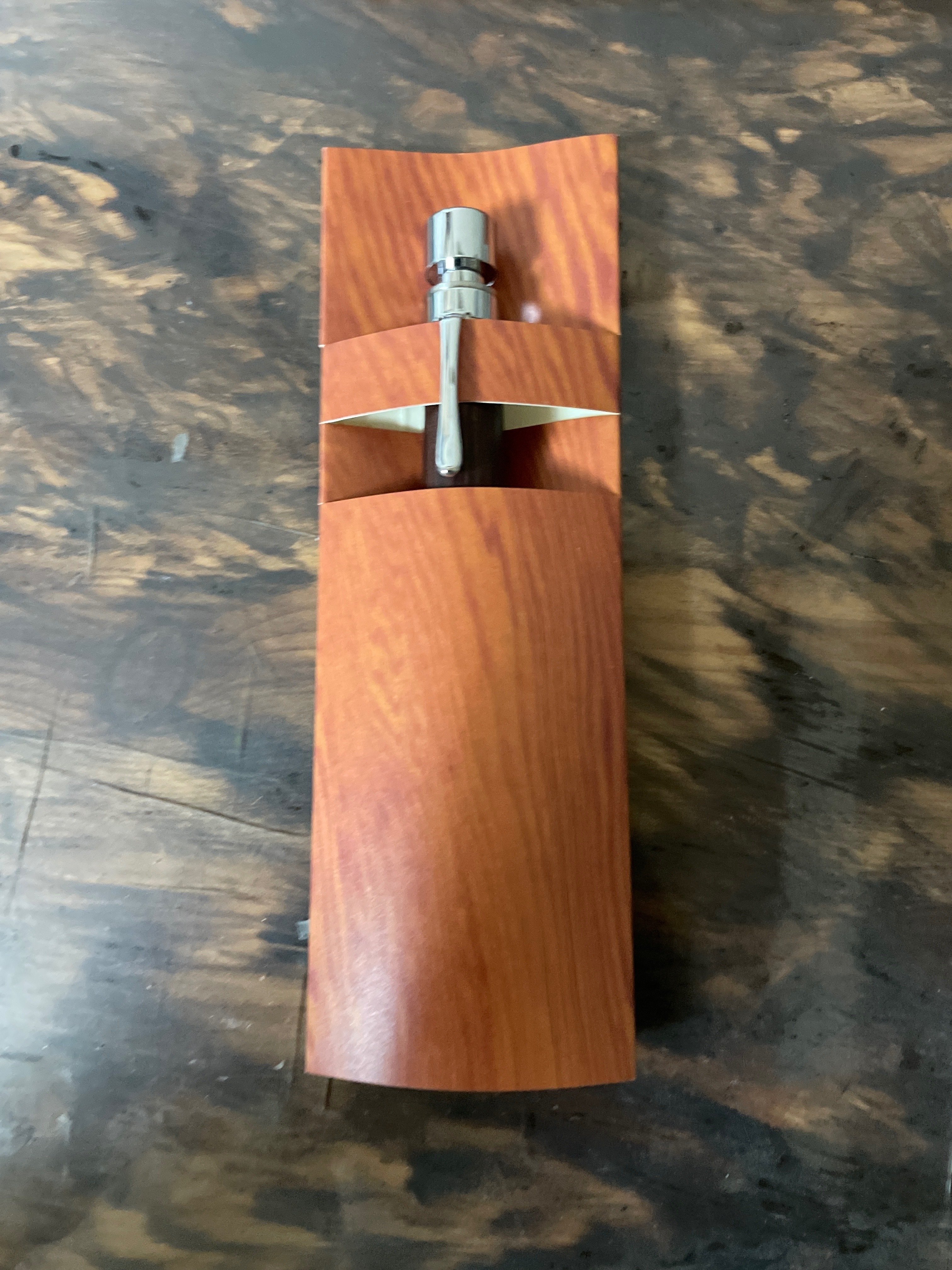 工房楔 グラッソ キングウッド君の紹介｜くろどり