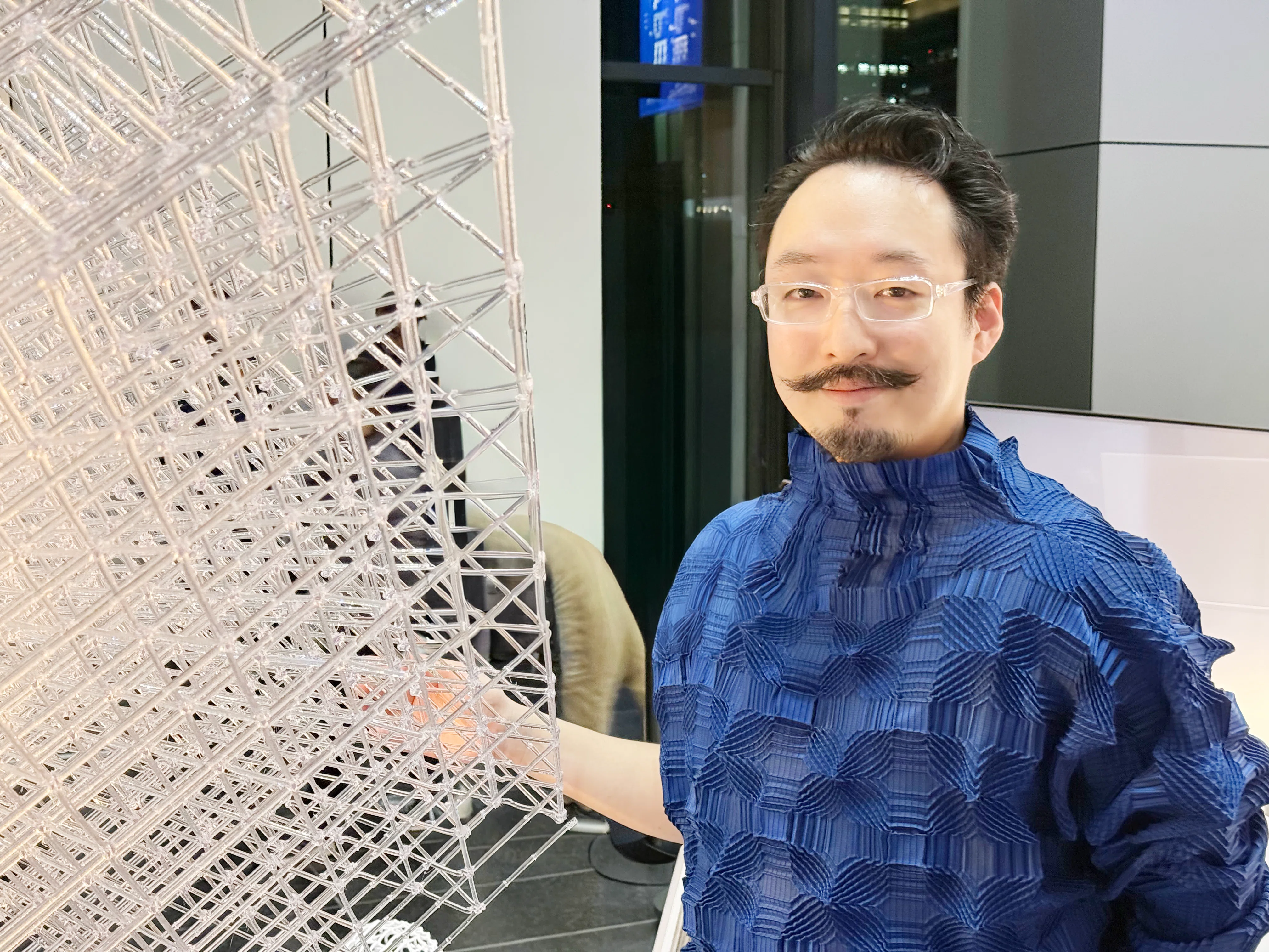 AI時代のアート】光を編み、構造を奏でる。3Dプリントの概念を